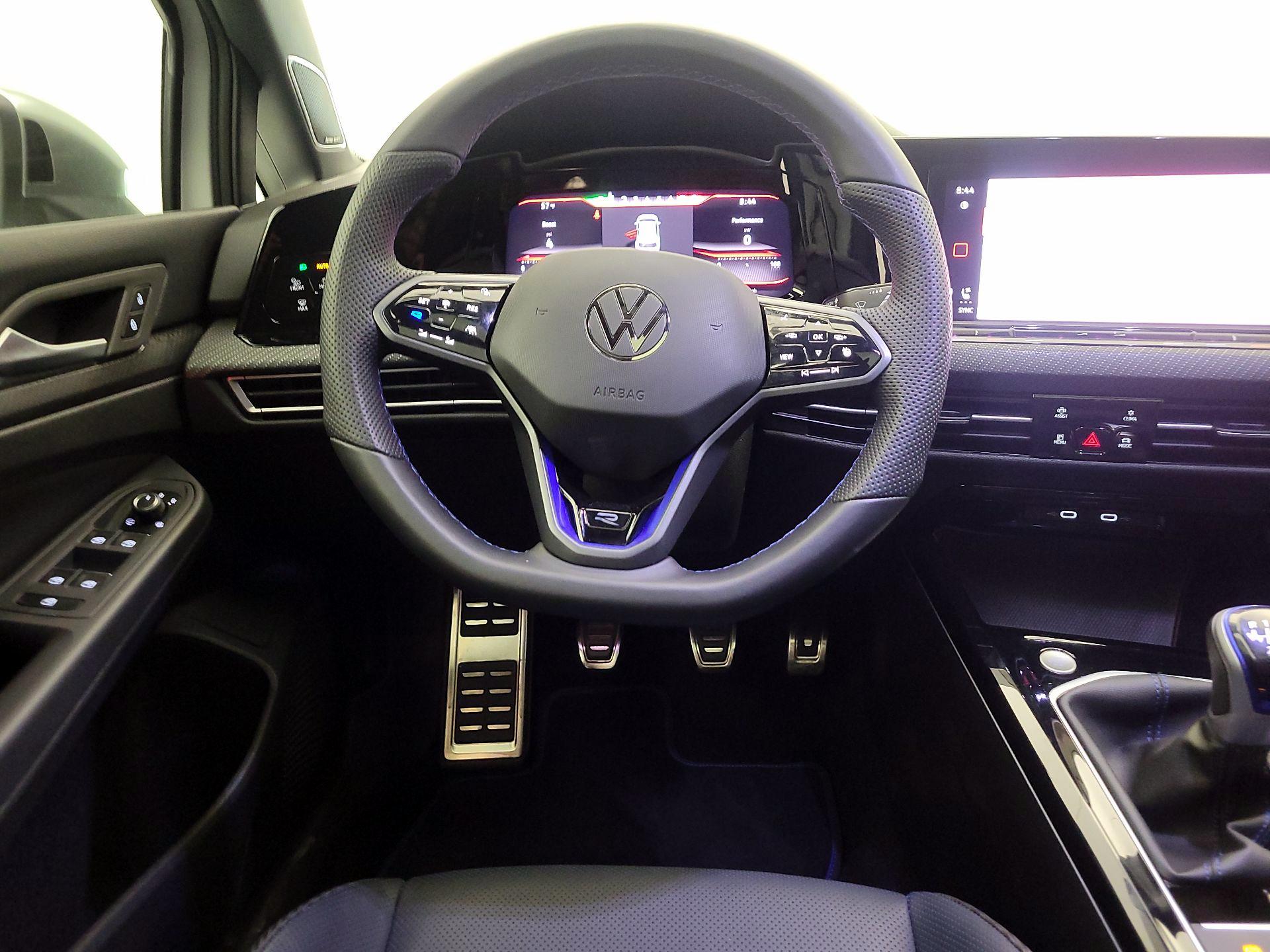 Thumbnail: 2024 Volkswagen Golf - 10