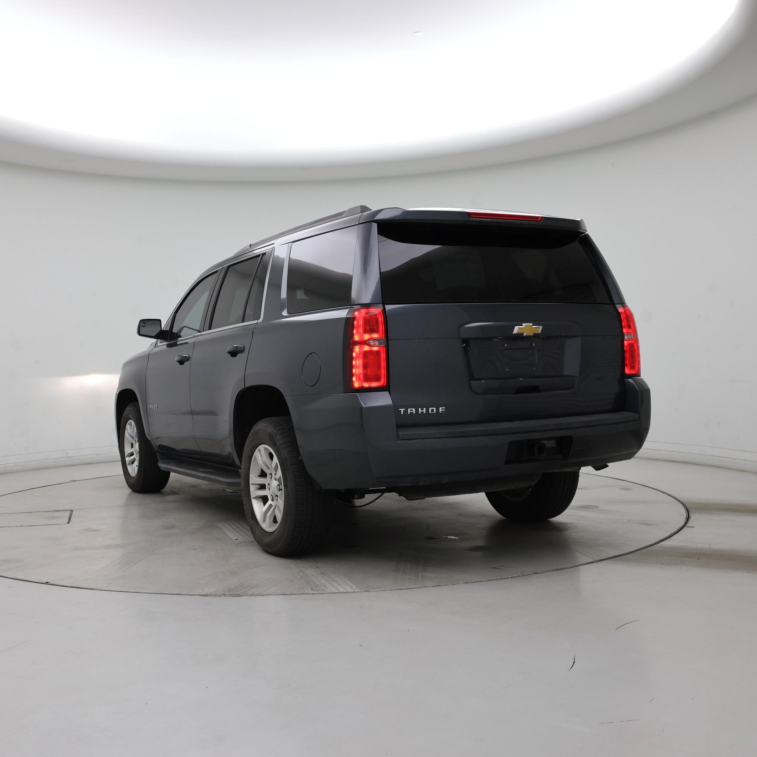 Thumbnail: 2020 Chevrolet Tahoe - 2