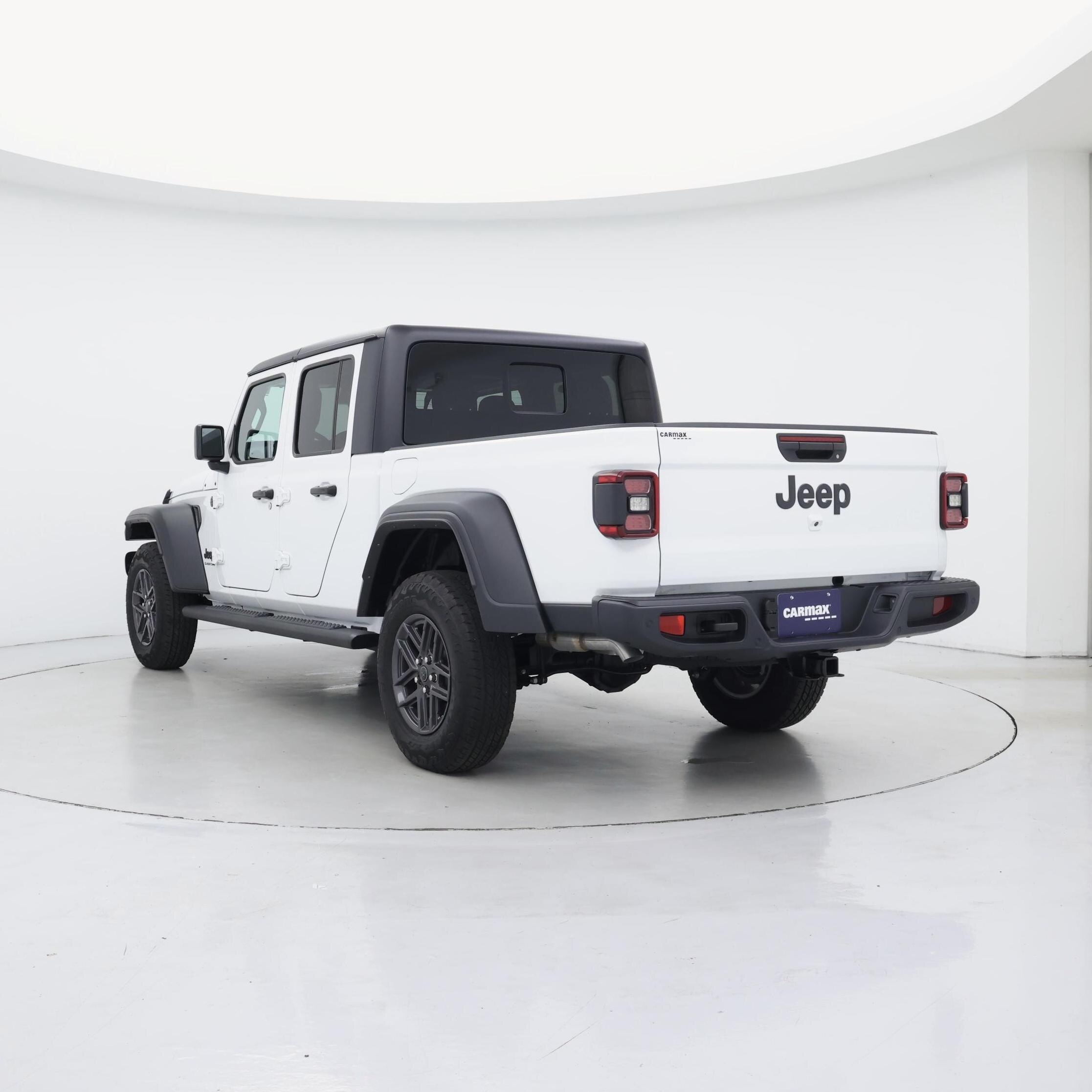 Thumbnail: 2025 Jeep Gladiator - 2
