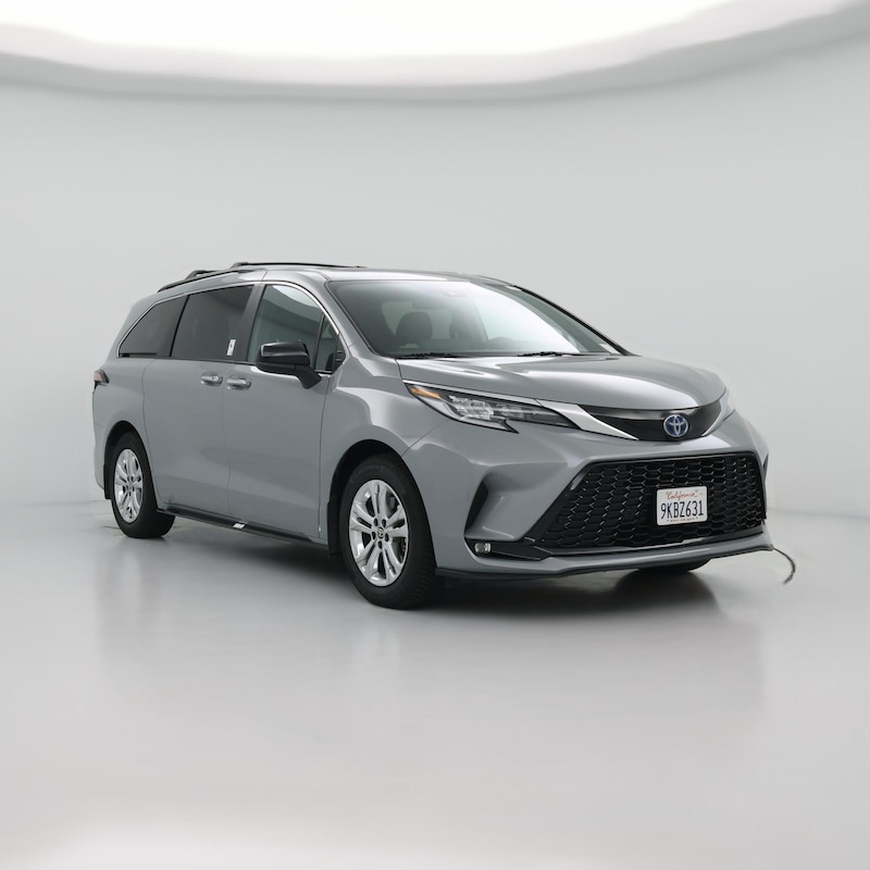 2023 Toyota Sienna Hybrid XSE