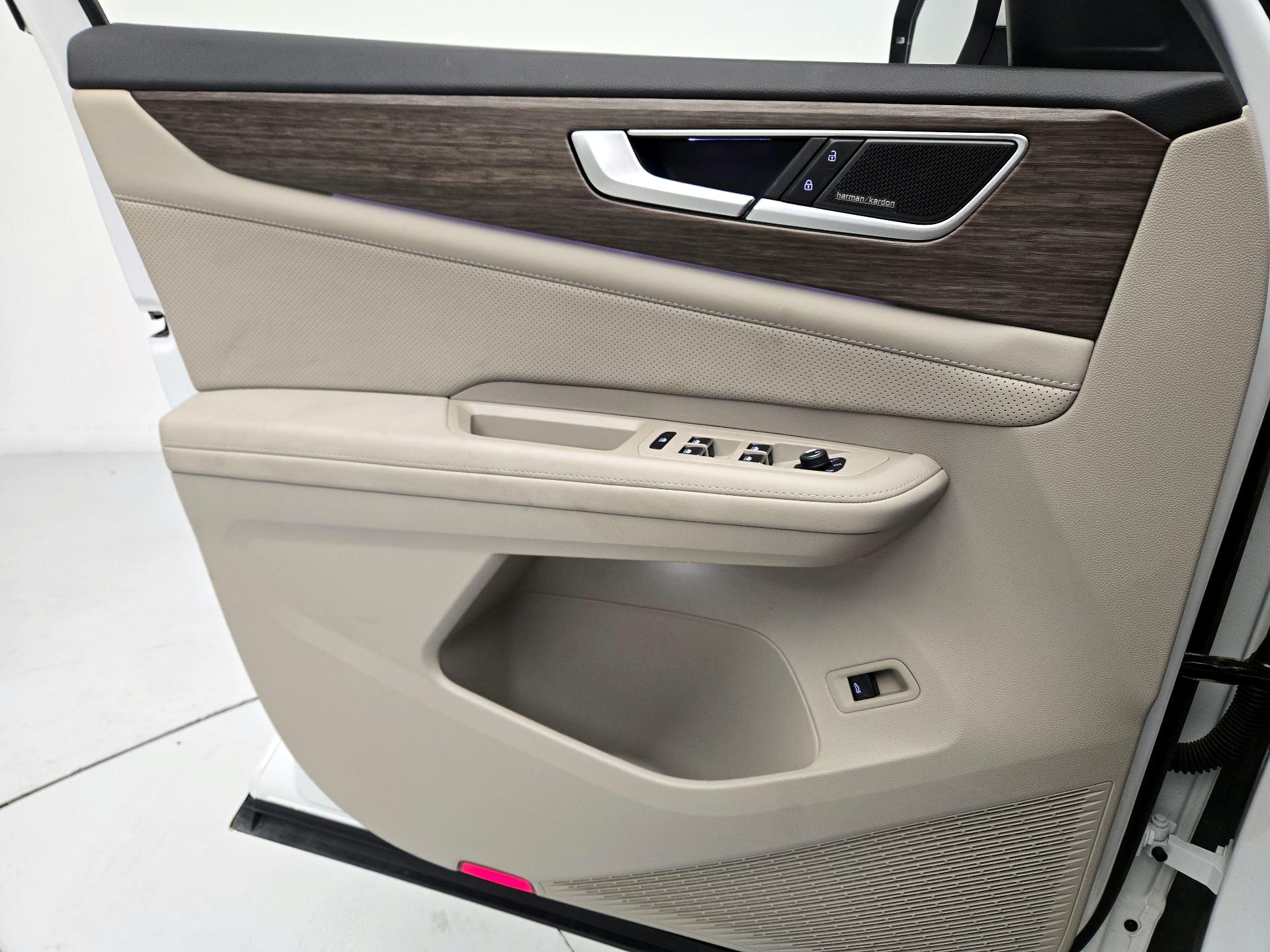 Thumbnail: 2024 Volkswagen Atlas - 12