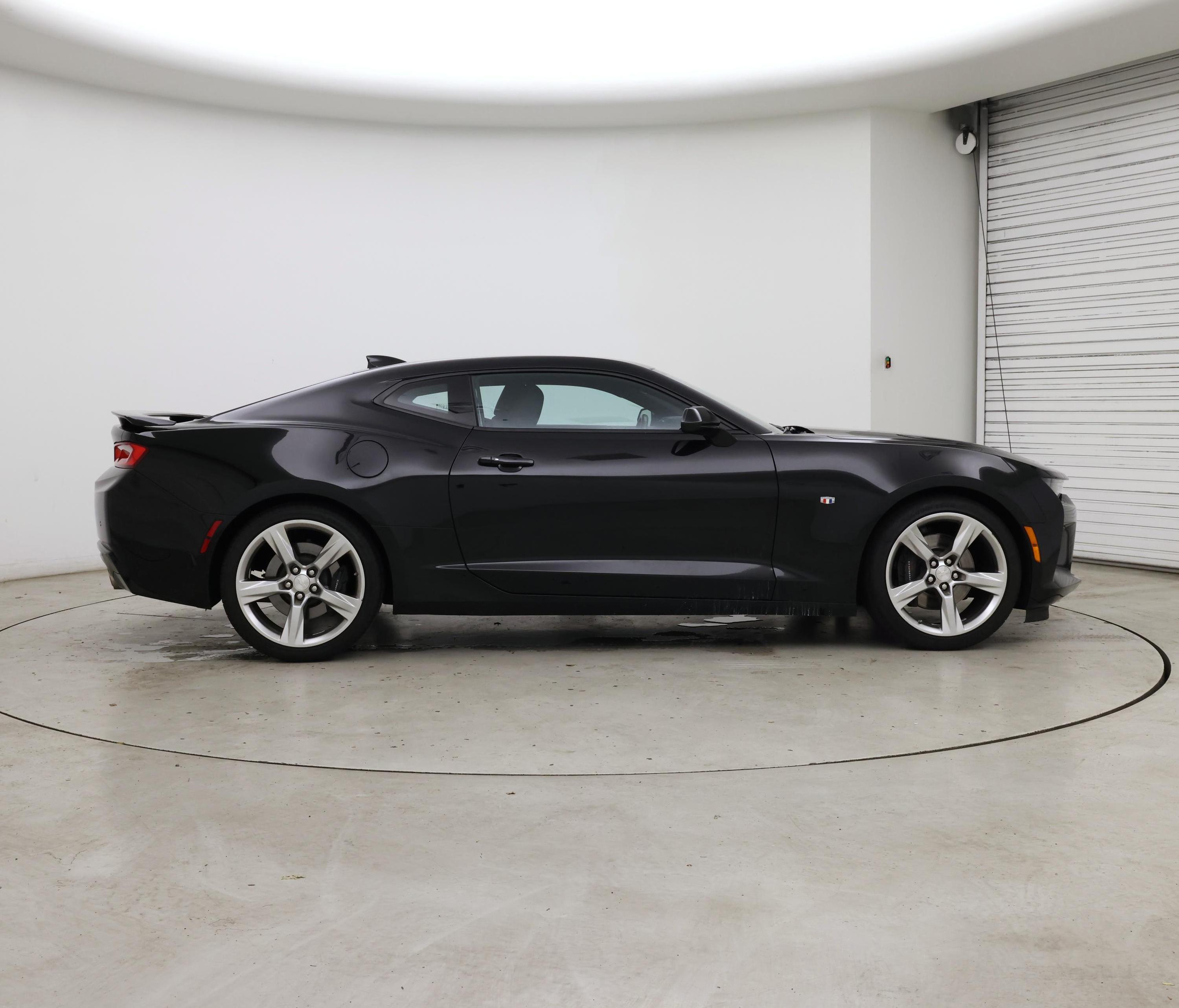 Thumbnail: 2017 Chevrolet Camaro - 7