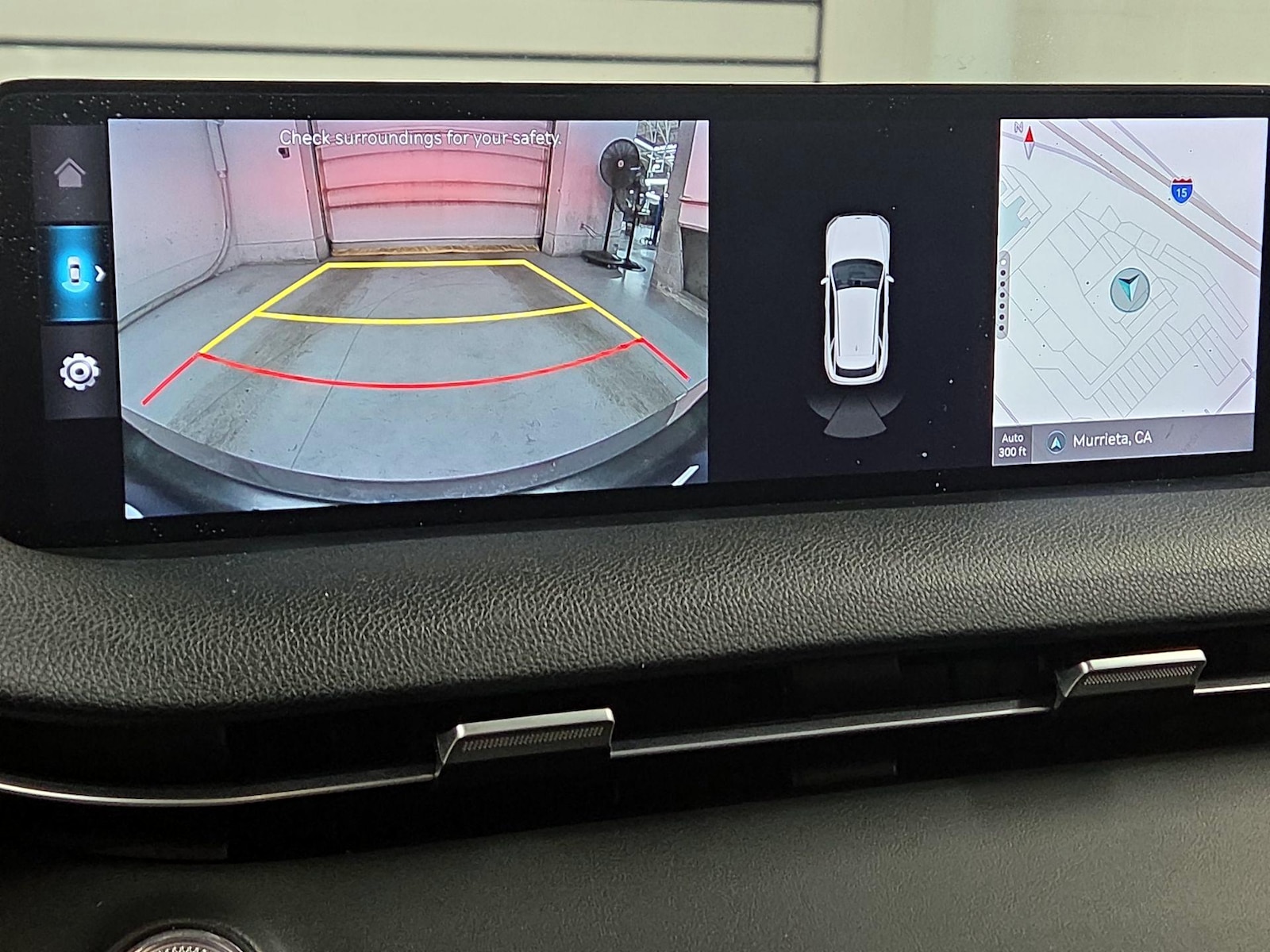 2022 GENESIS GV70 Standard - Photo 16