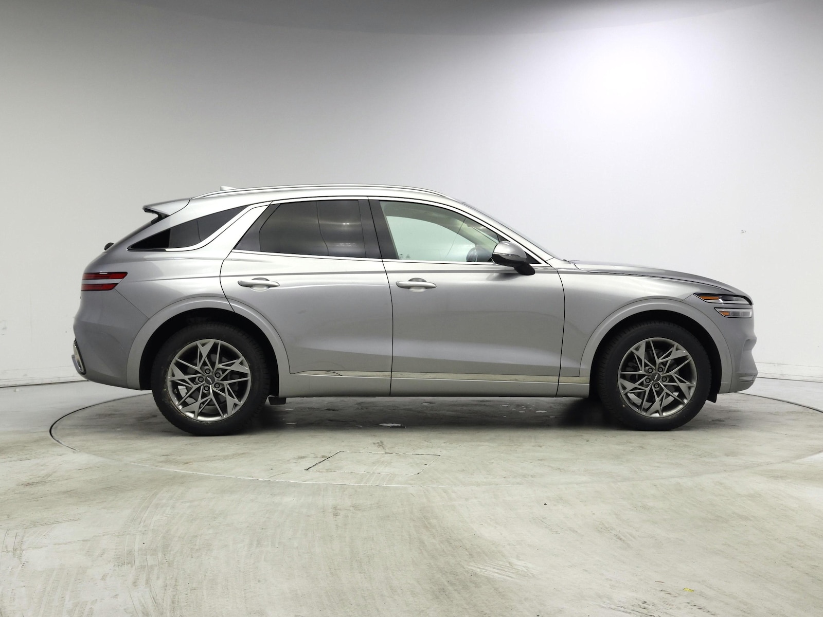 2022 GENESIS GV70 Standard - Photo 8
