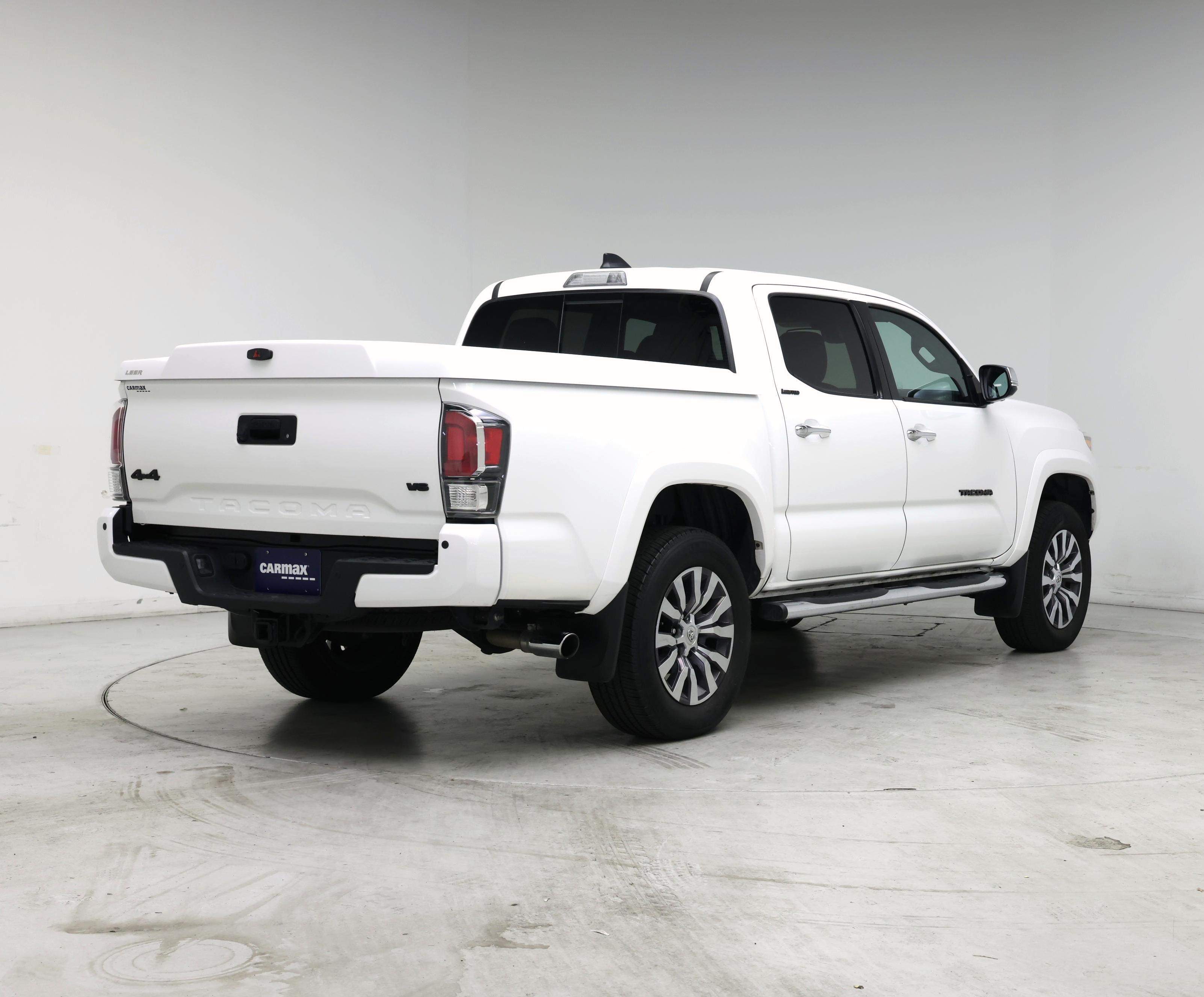 Thumbnail: 2020 Toyota Tacoma - 8