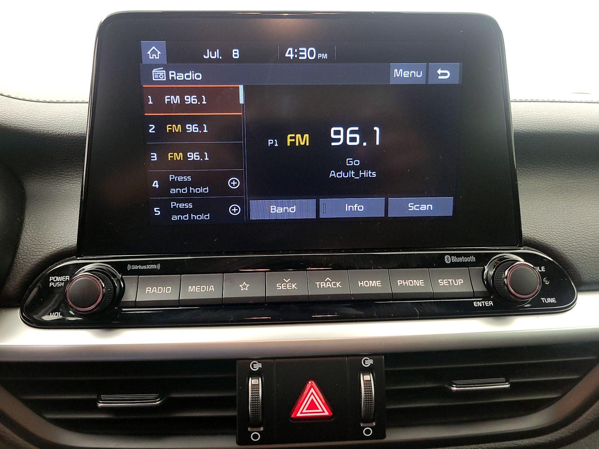 Thumbnail: 2021 Kia Forte - 15