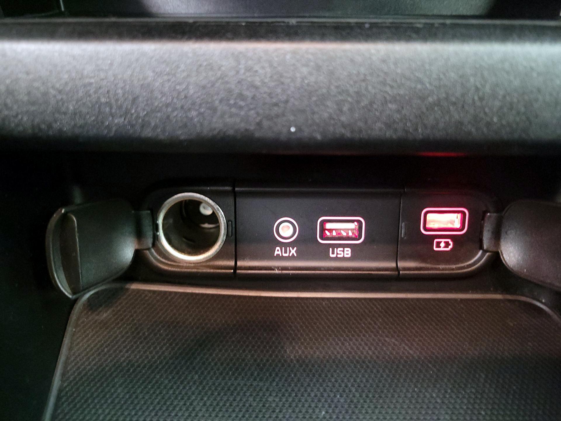 Thumbnail: 2021 Kia Forte - 18