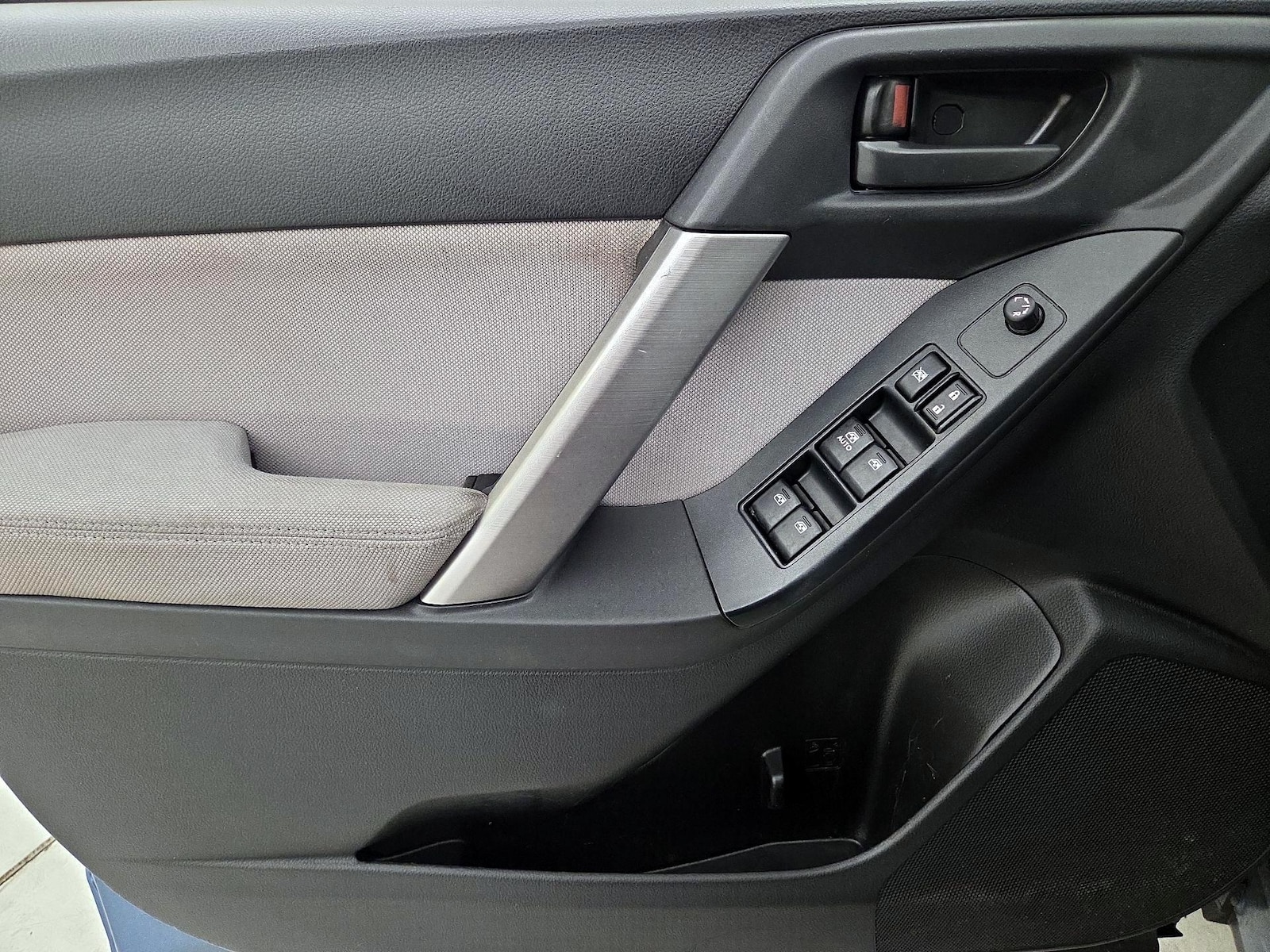 2015 Subaru Forester i - Photo 13