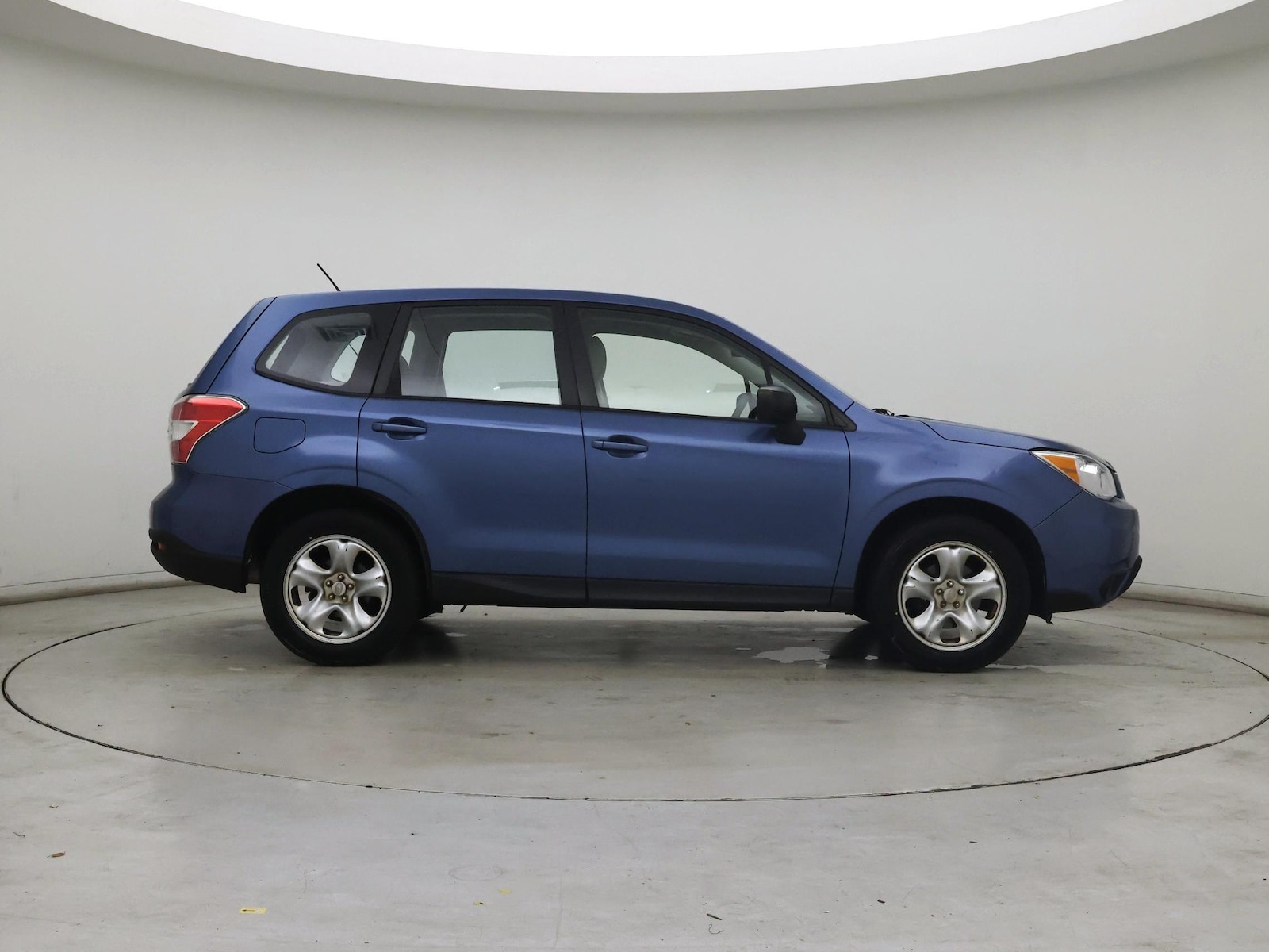 2015 Subaru Forester i - Photo 8