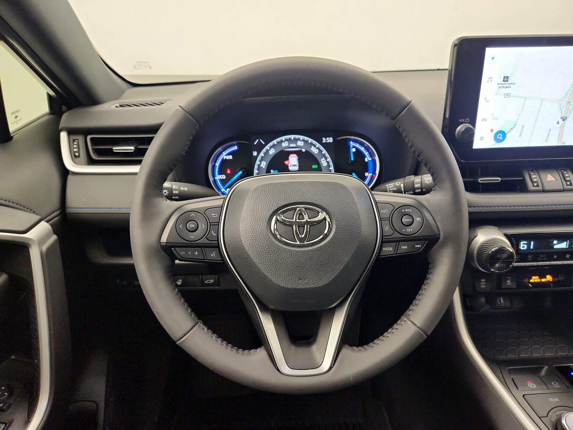 Thumbnail: 2025 Toyota RAV4 - 10