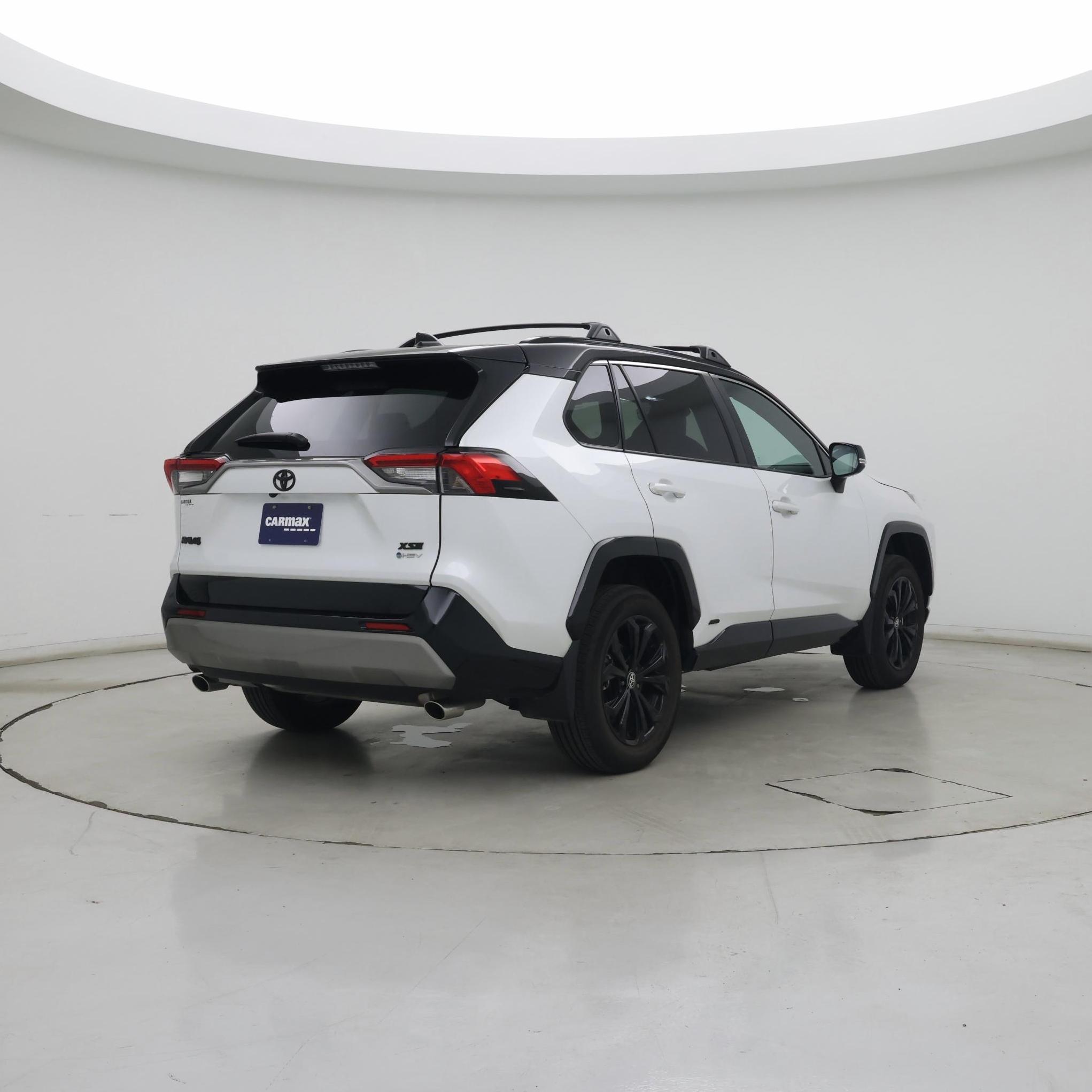 Thumbnail: 2025 Toyota RAV4 - 8