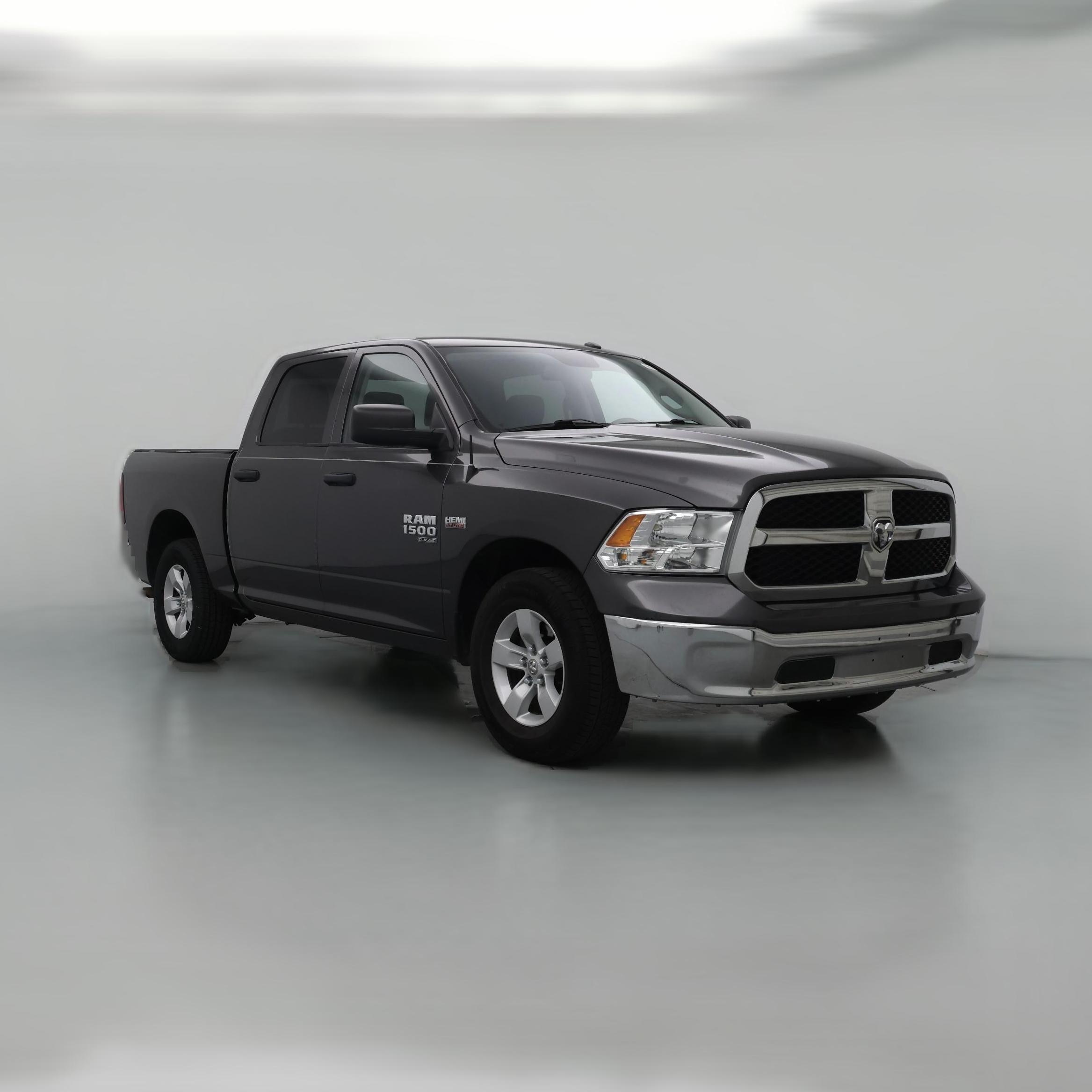 Thumbnail: 2020 RAM 1500 Classic - 1
