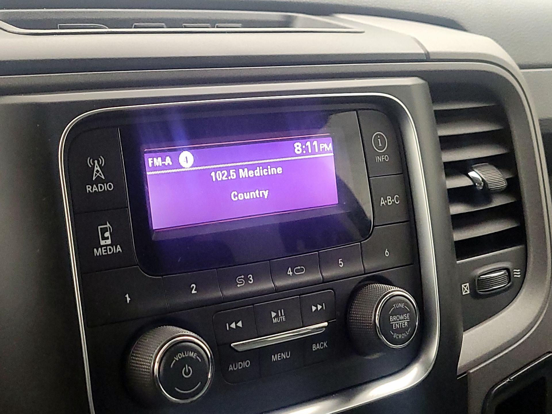 Thumbnail: 2020 RAM 1500 Classic - 15