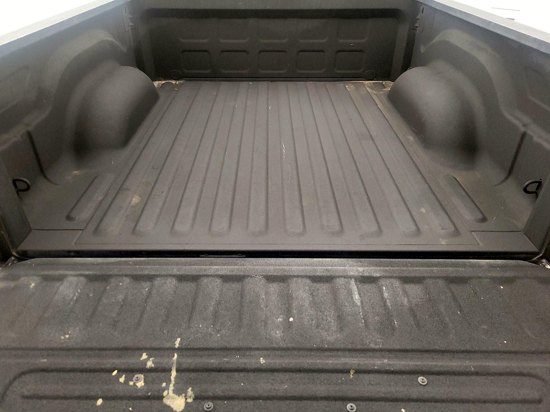 Thumbnail: 2020 RAM 1500 Classic - 20