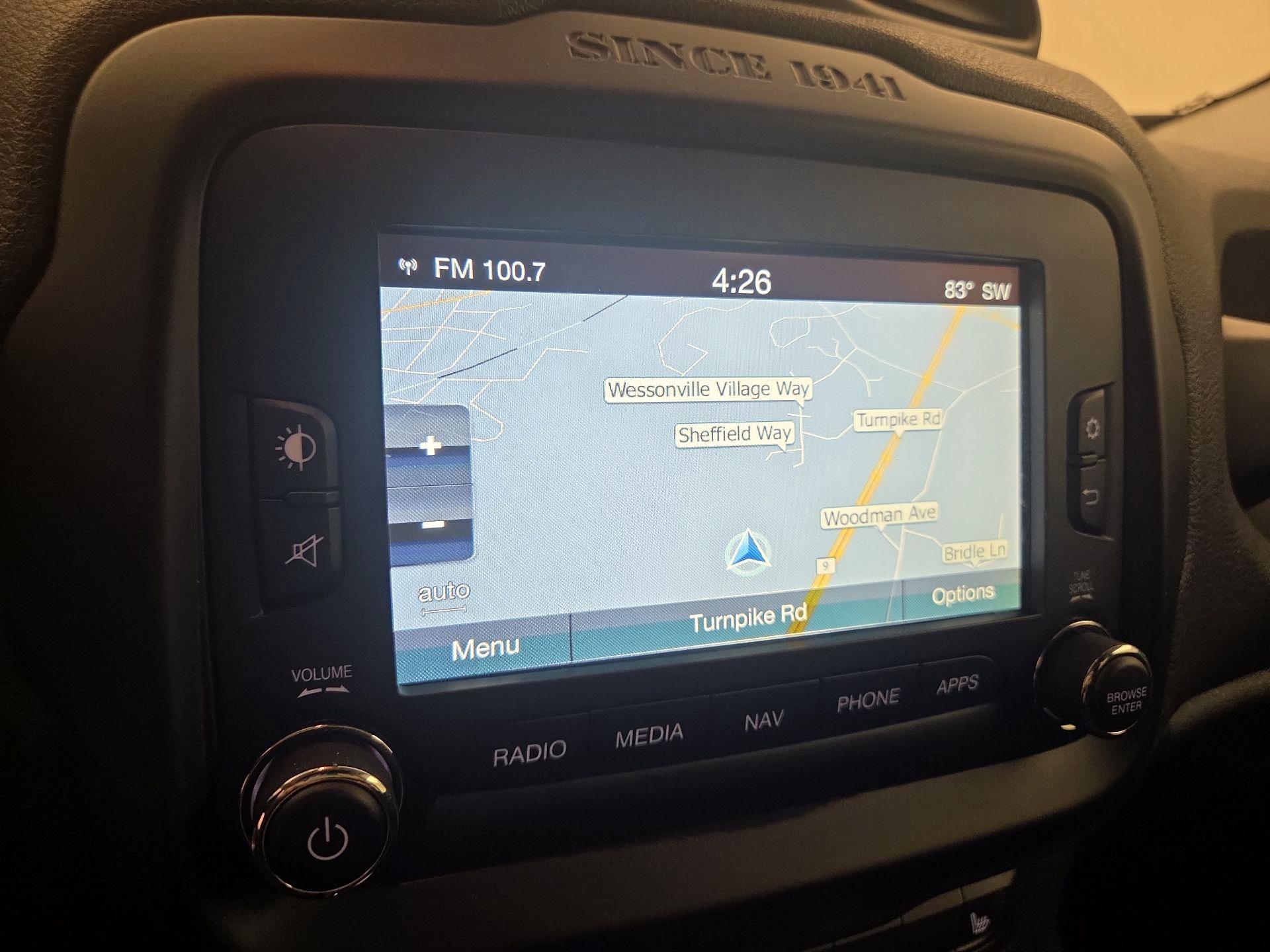 Thumbnail: 2016 Jeep Renegade - 14