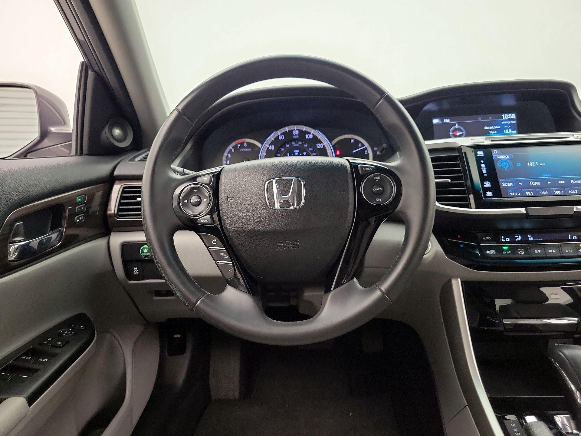 Thumbnail: 2017 Honda Accord - 10