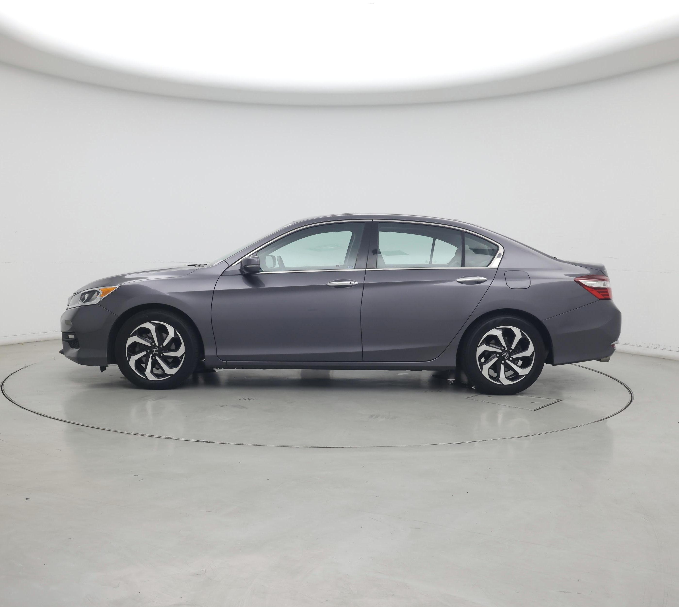 Thumbnail: 2017 Honda Accord - 3