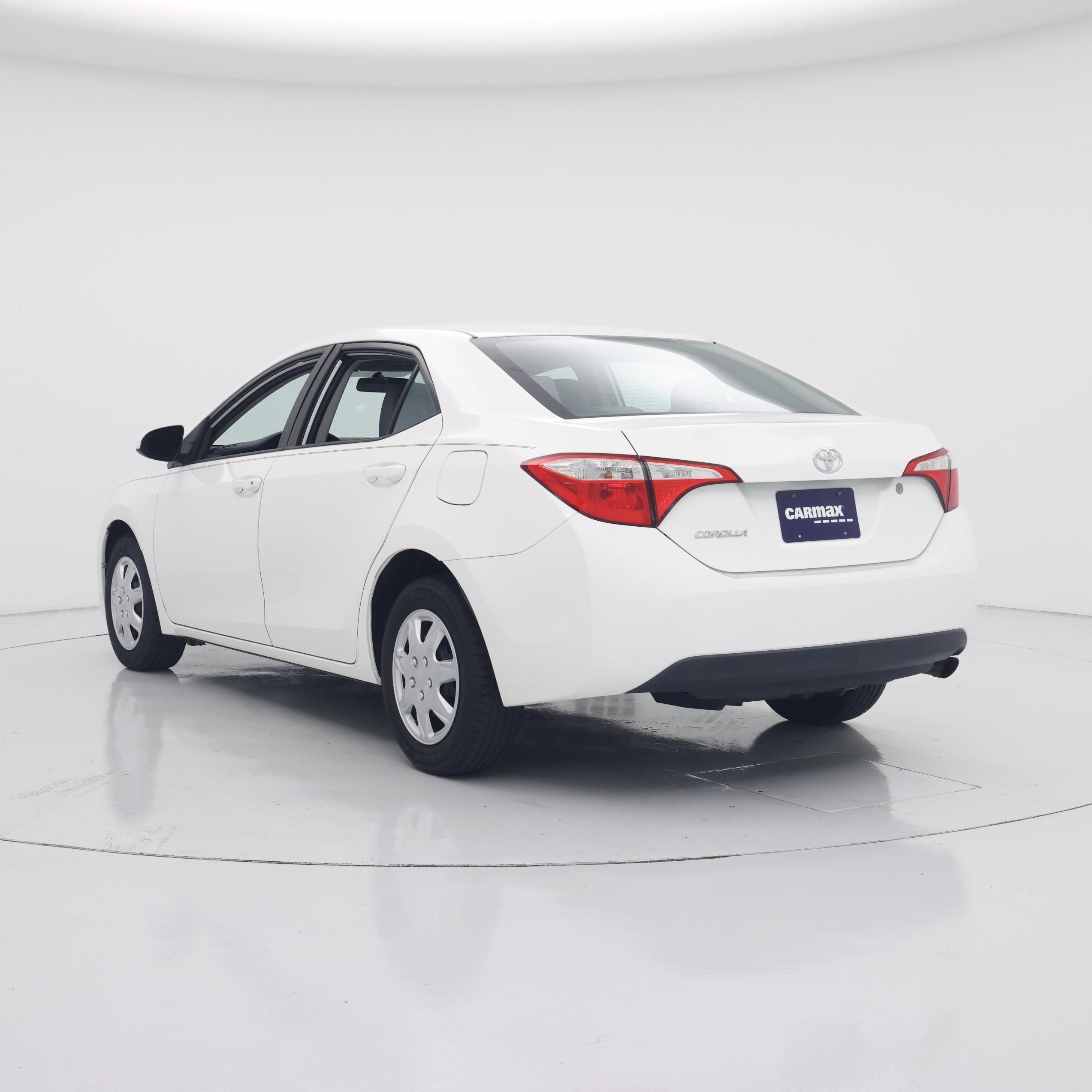 Thumbnail: 2015 Toyota Corolla - 2