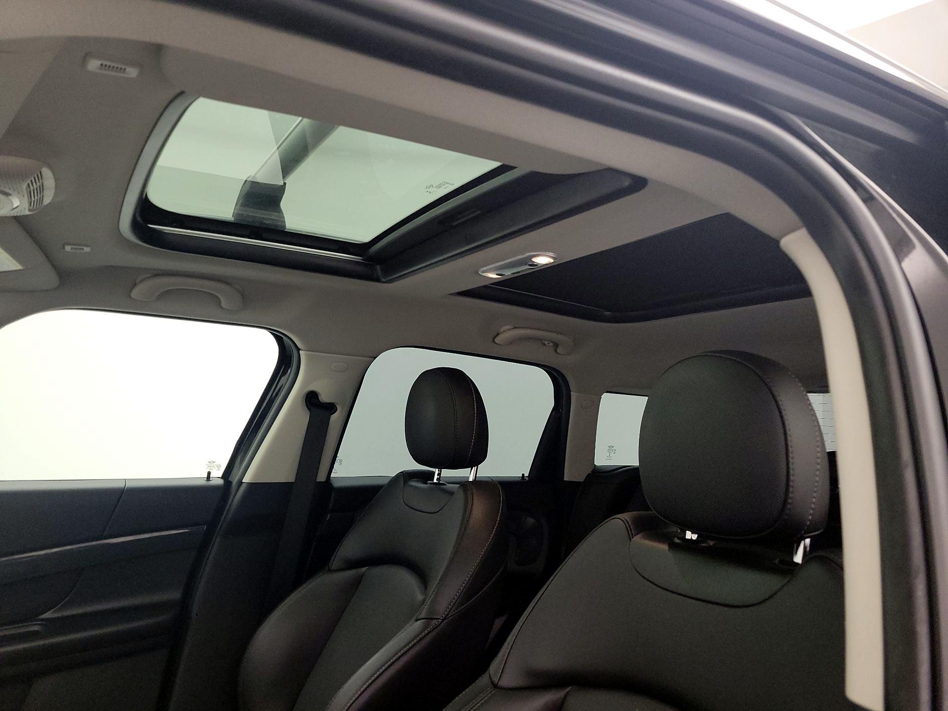 Thumbnail: 2019 MINI Cooper Countryman - 19