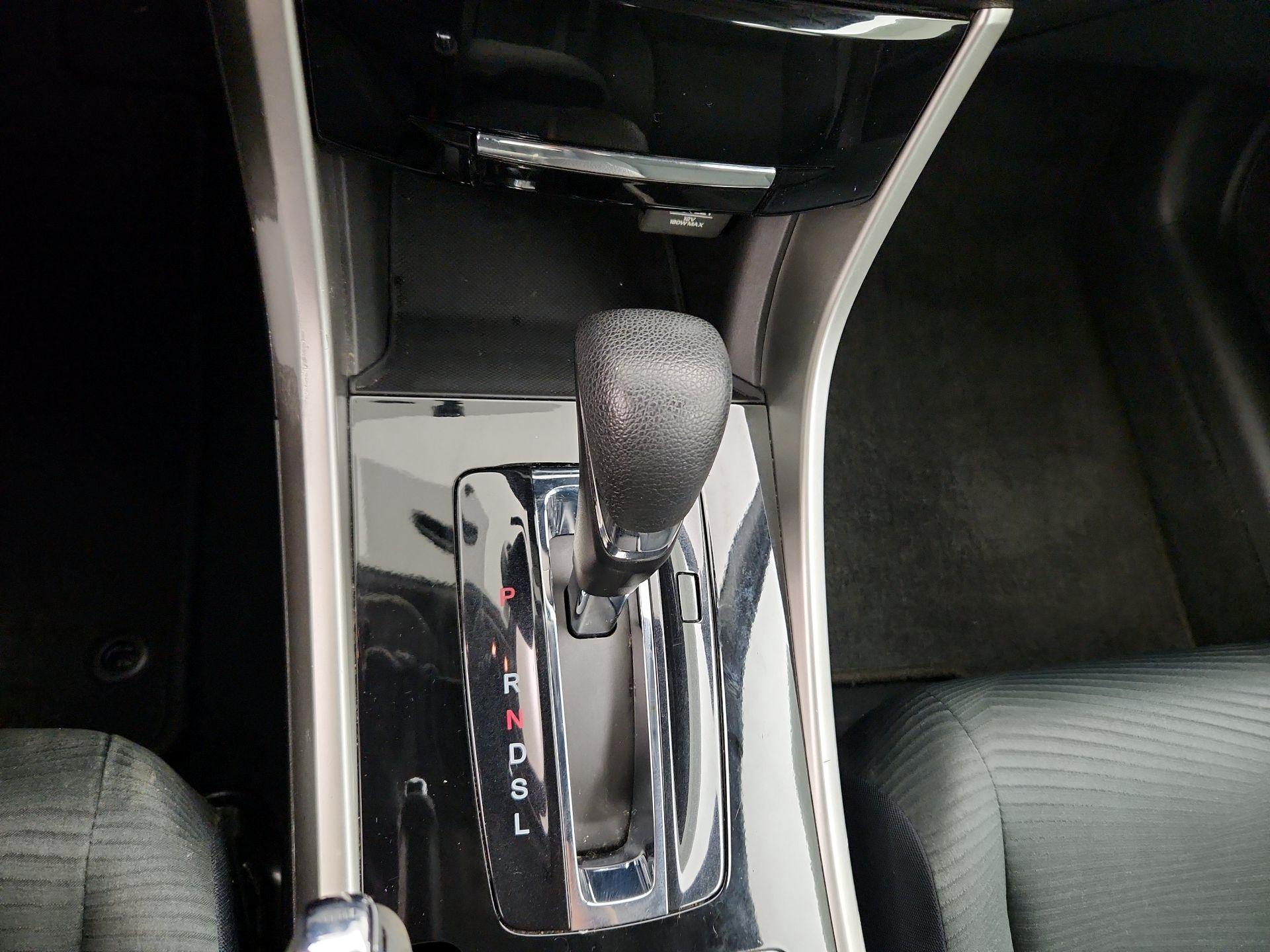 Thumbnail: 2016 Honda Accord - 17