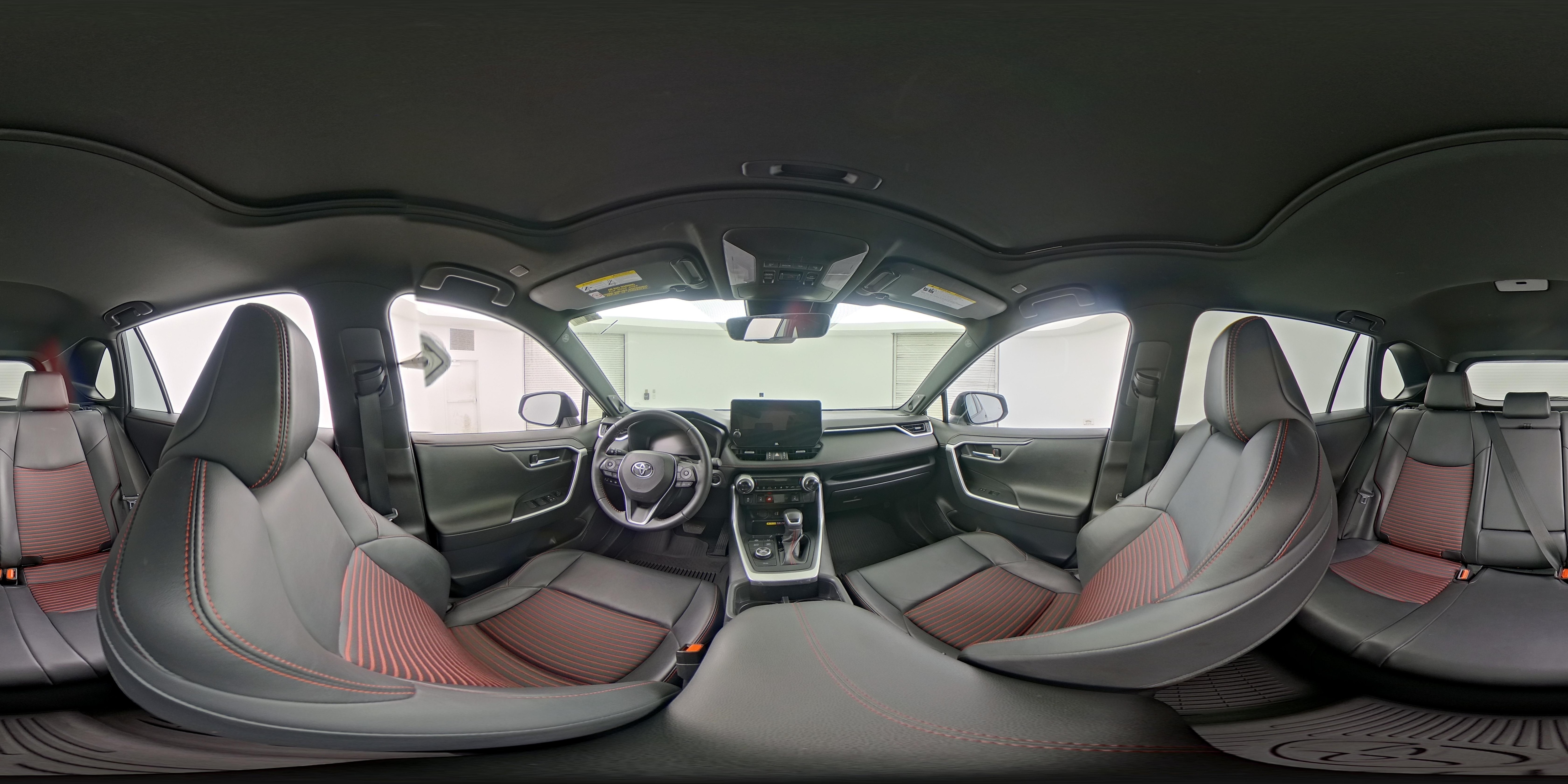 2024 Toyota RAV4 XSE - Photo 24