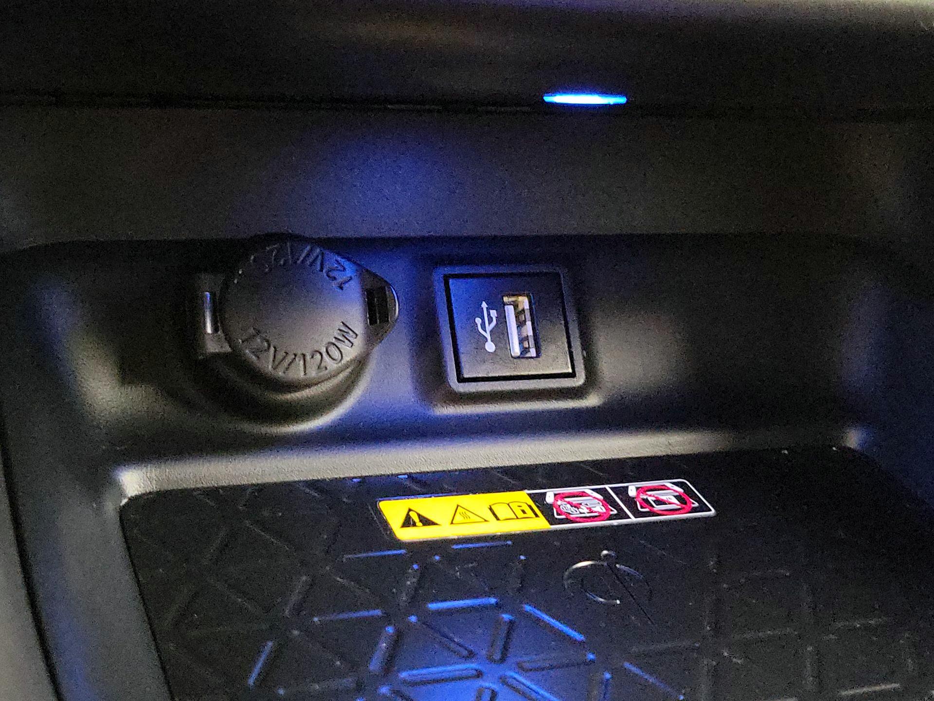 Thumbnail: 2024 Toyota RAV4 - 18