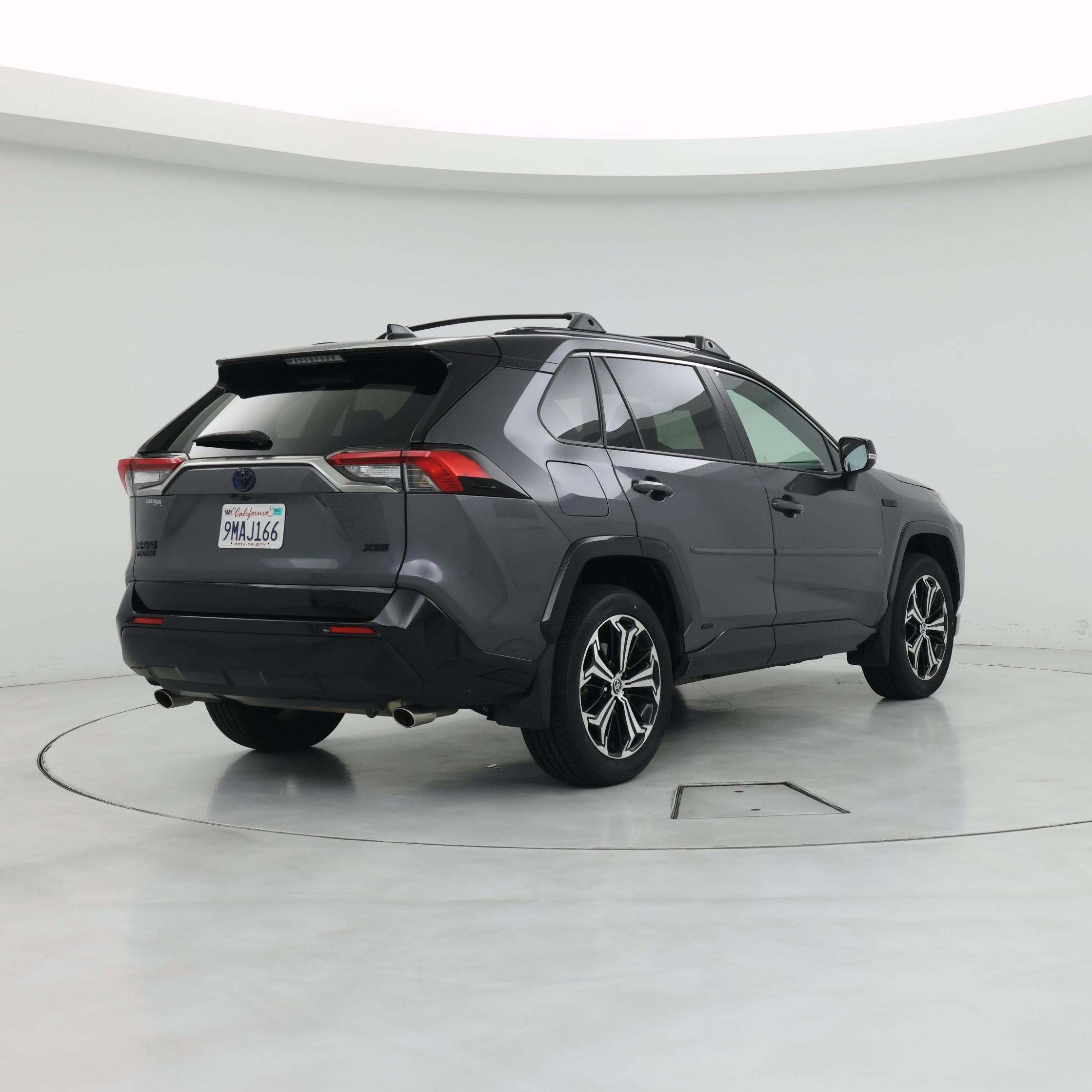 Thumbnail: 2024 Toyota RAV4 - 8