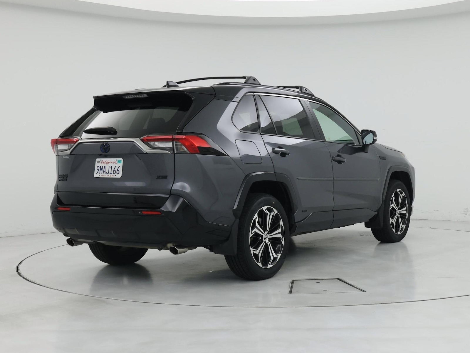 2024 Toyota RAV4 XSE - Photo 9