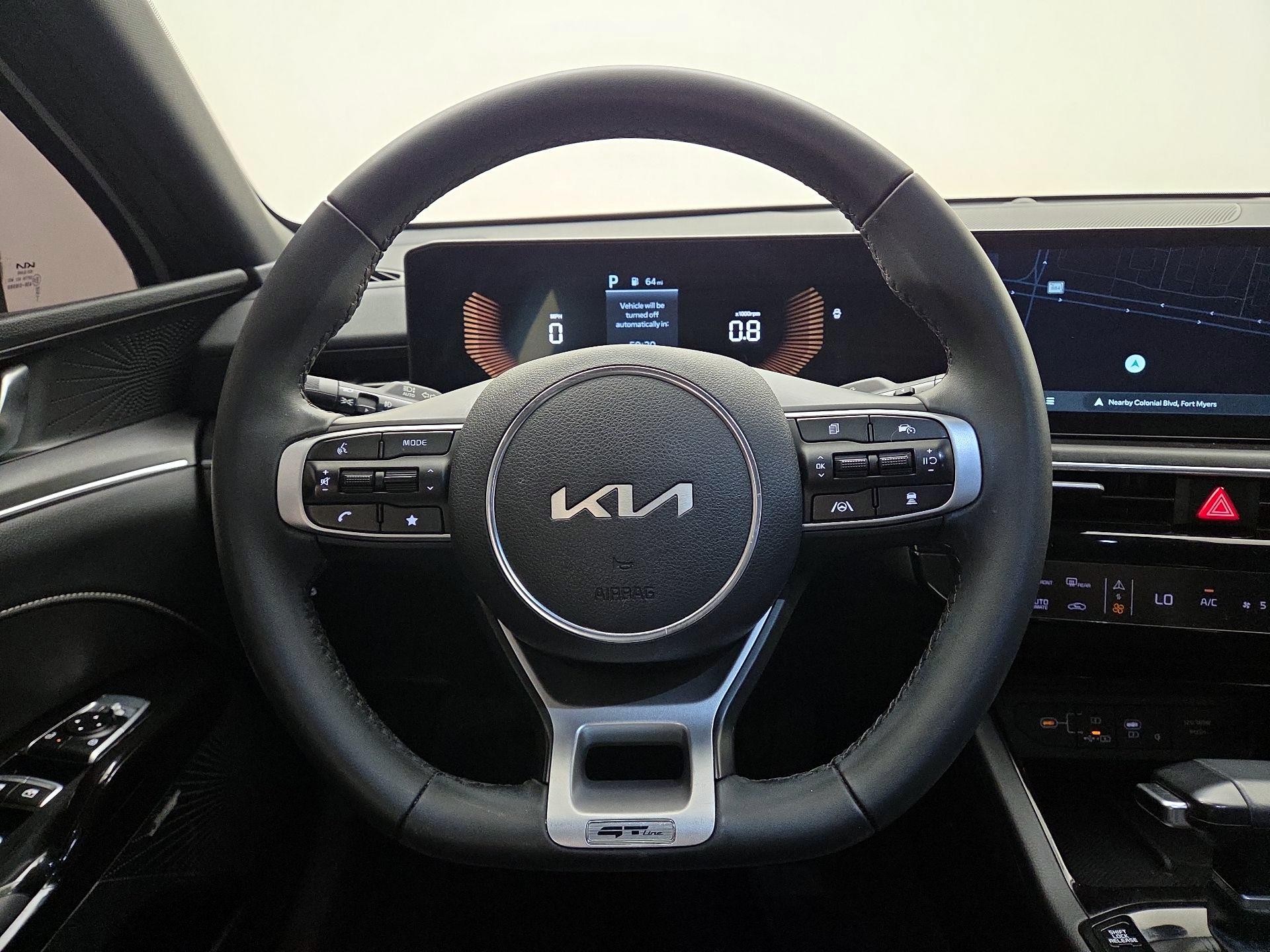 Thumbnail: 2025 Kia K5 - 10