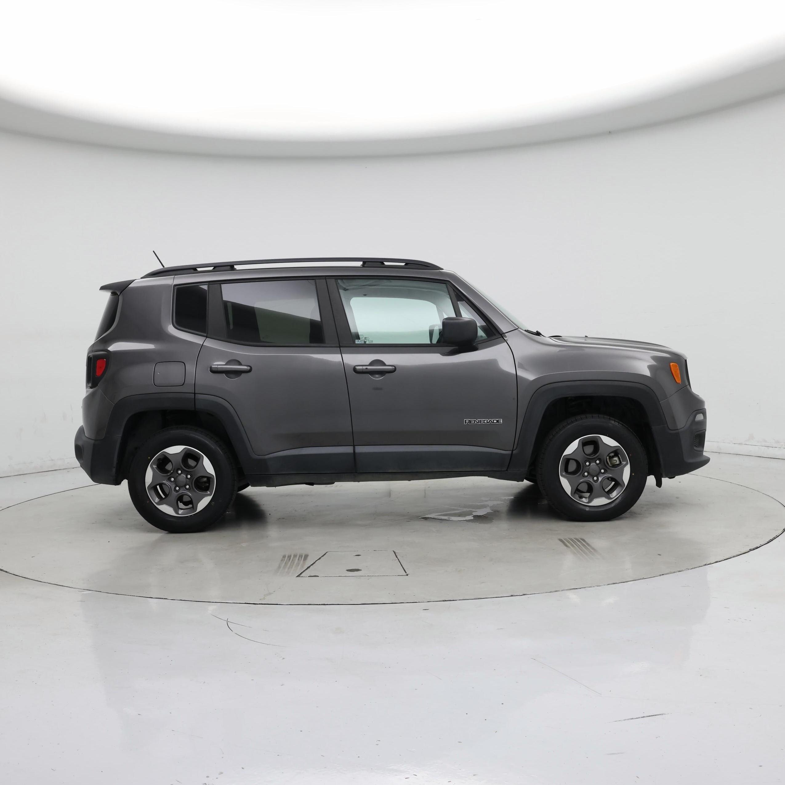 Thumbnail: 2017 Jeep Renegade - 7