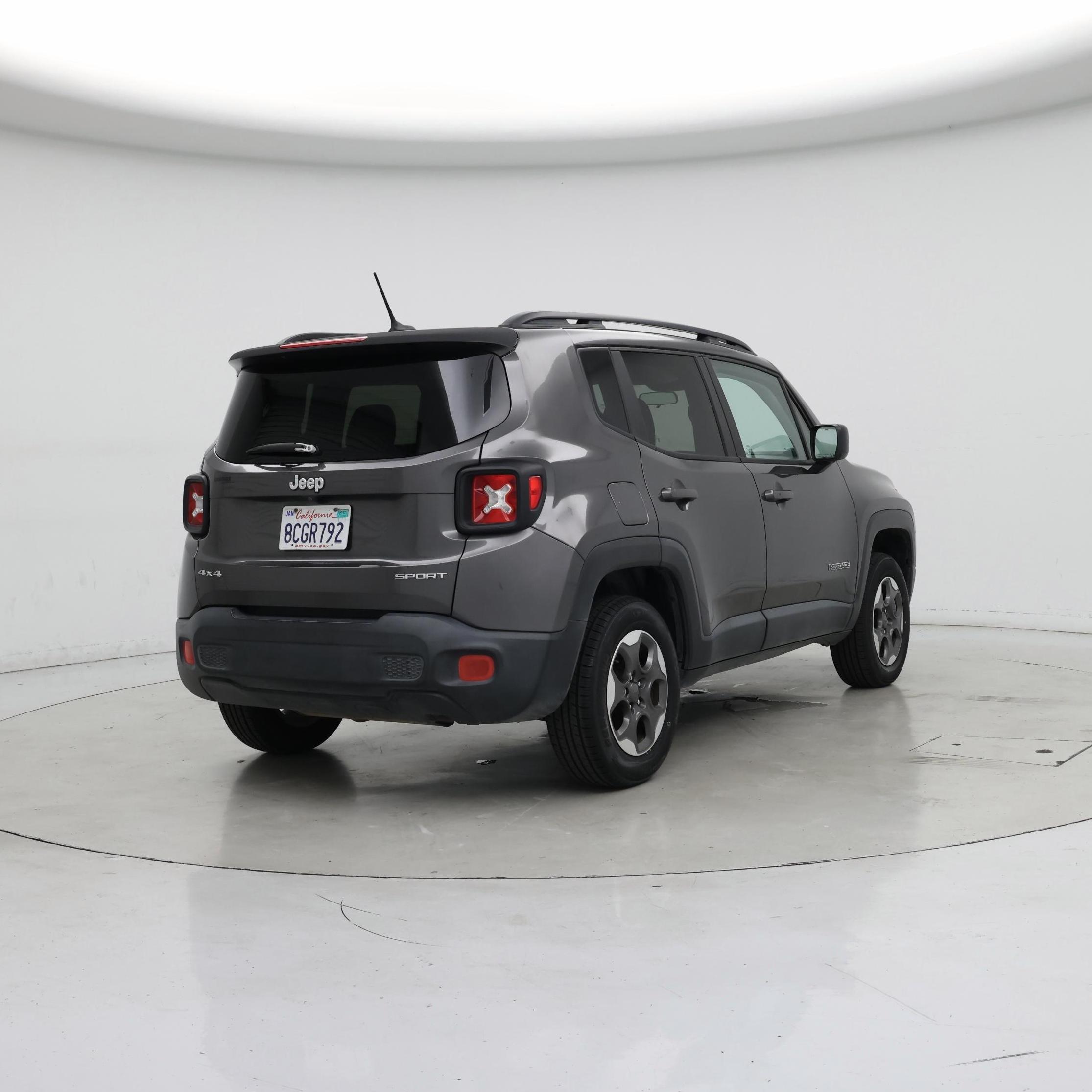 Thumbnail: 2017 Jeep Renegade - 8