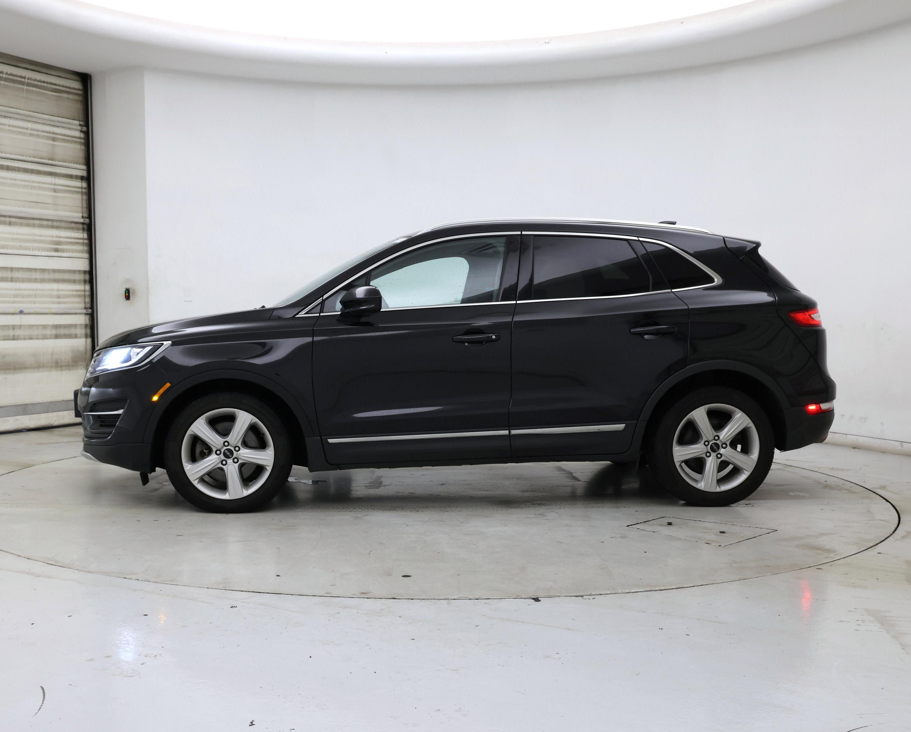 Thumbnail: 2015 Lincoln MKC - 3