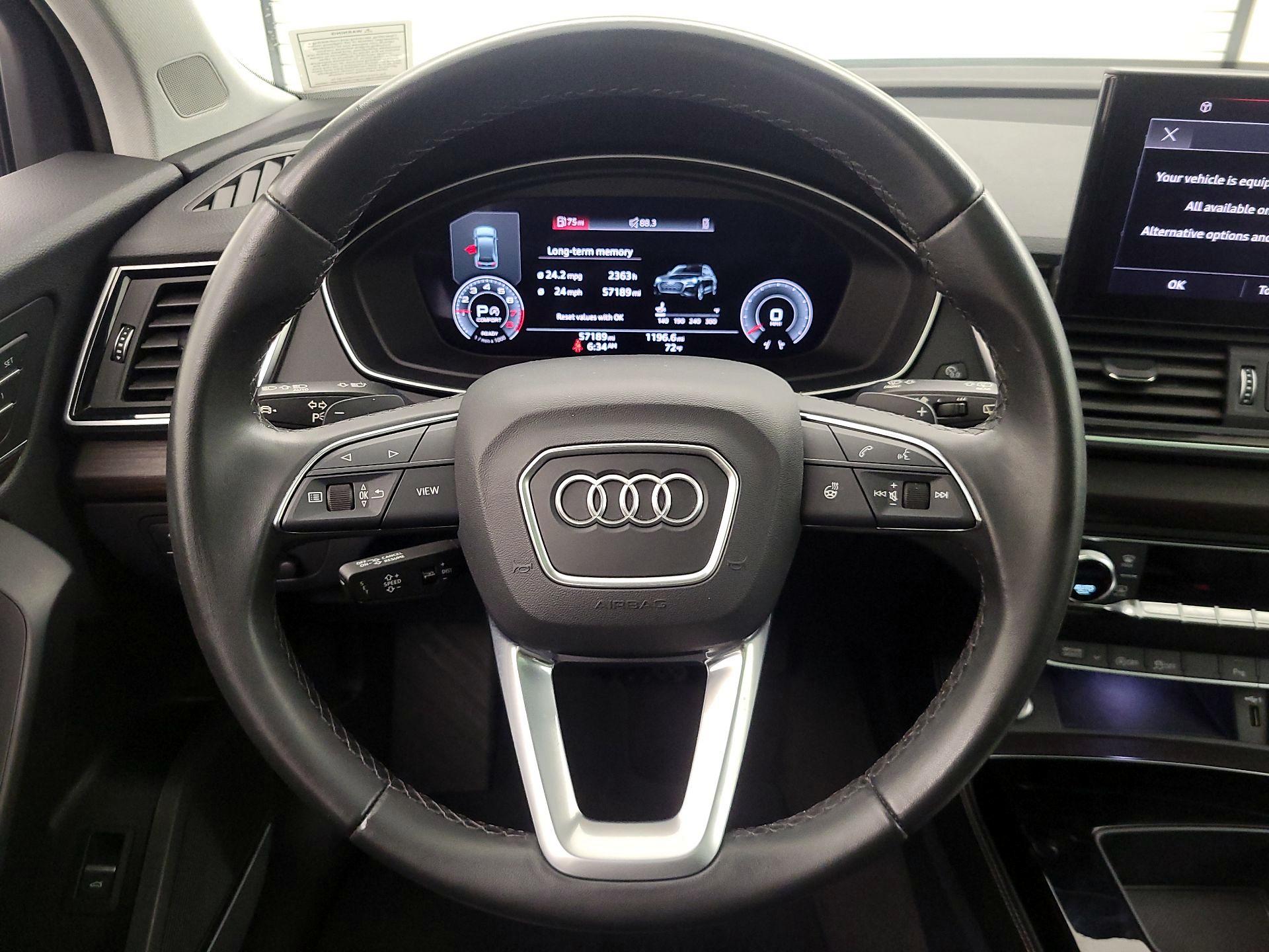 Thumbnail: 2023 Audi Q5 - 10