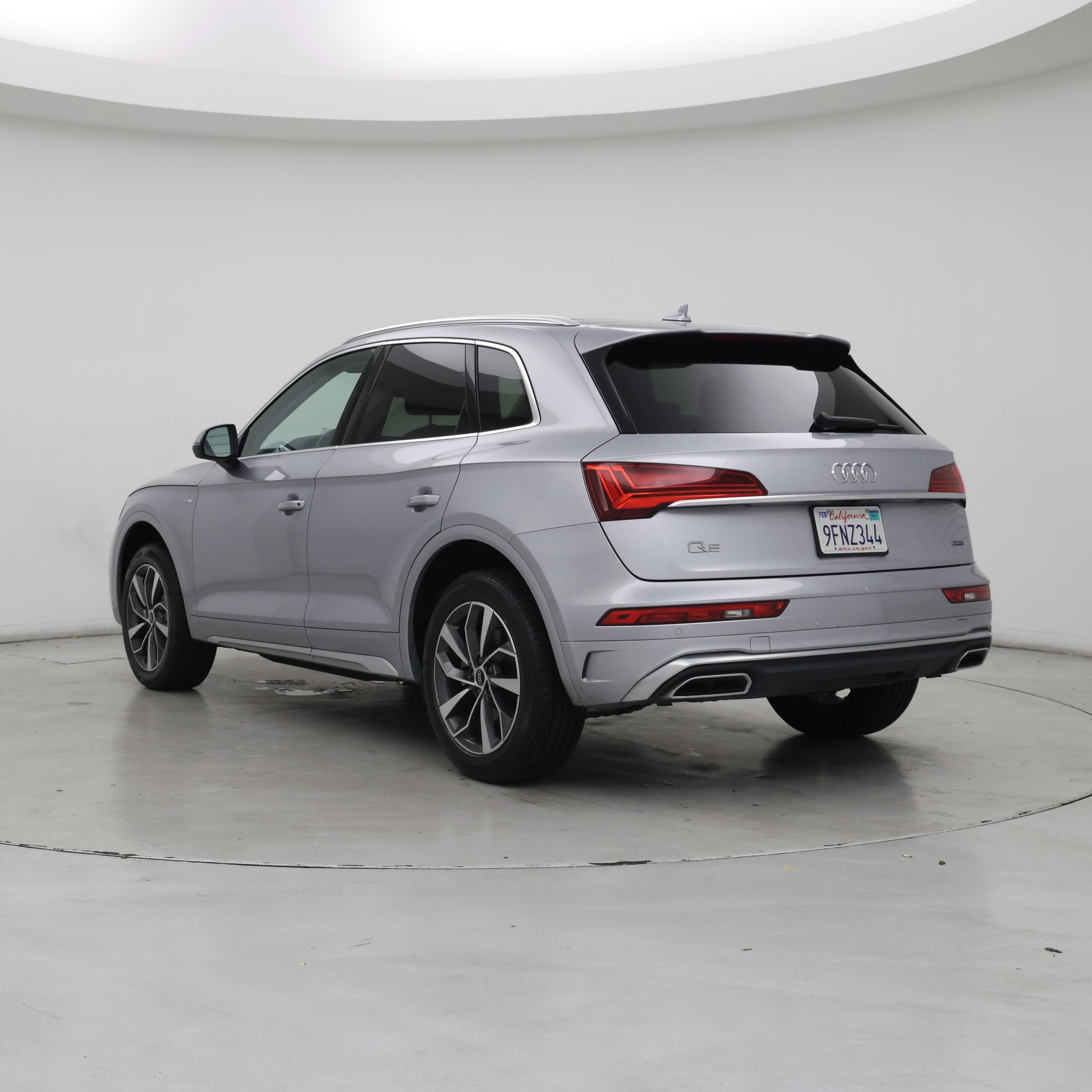 Thumbnail: 2023 Audi Q5 - 2