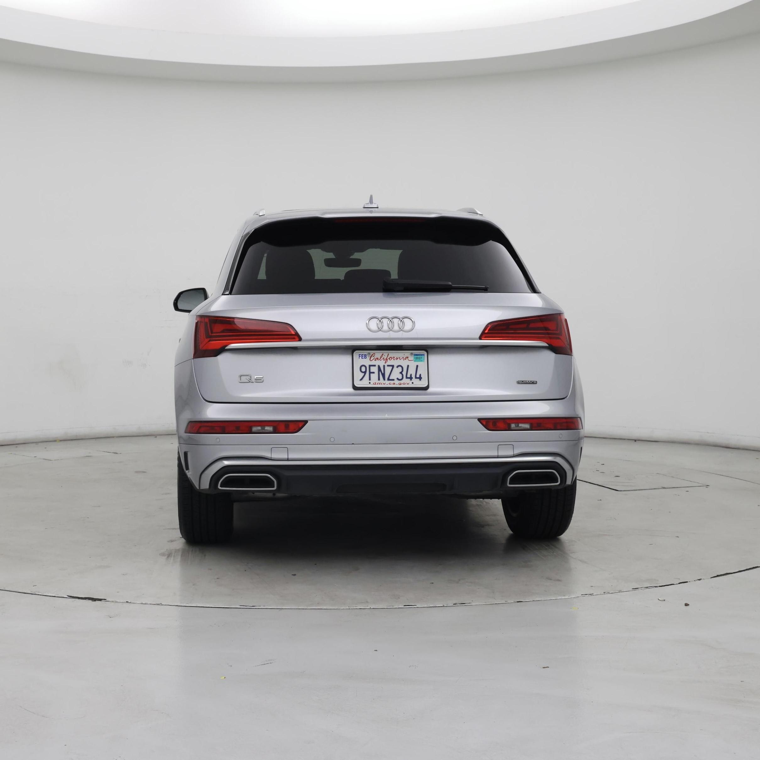 Thumbnail: 2023 Audi Q5 - 6