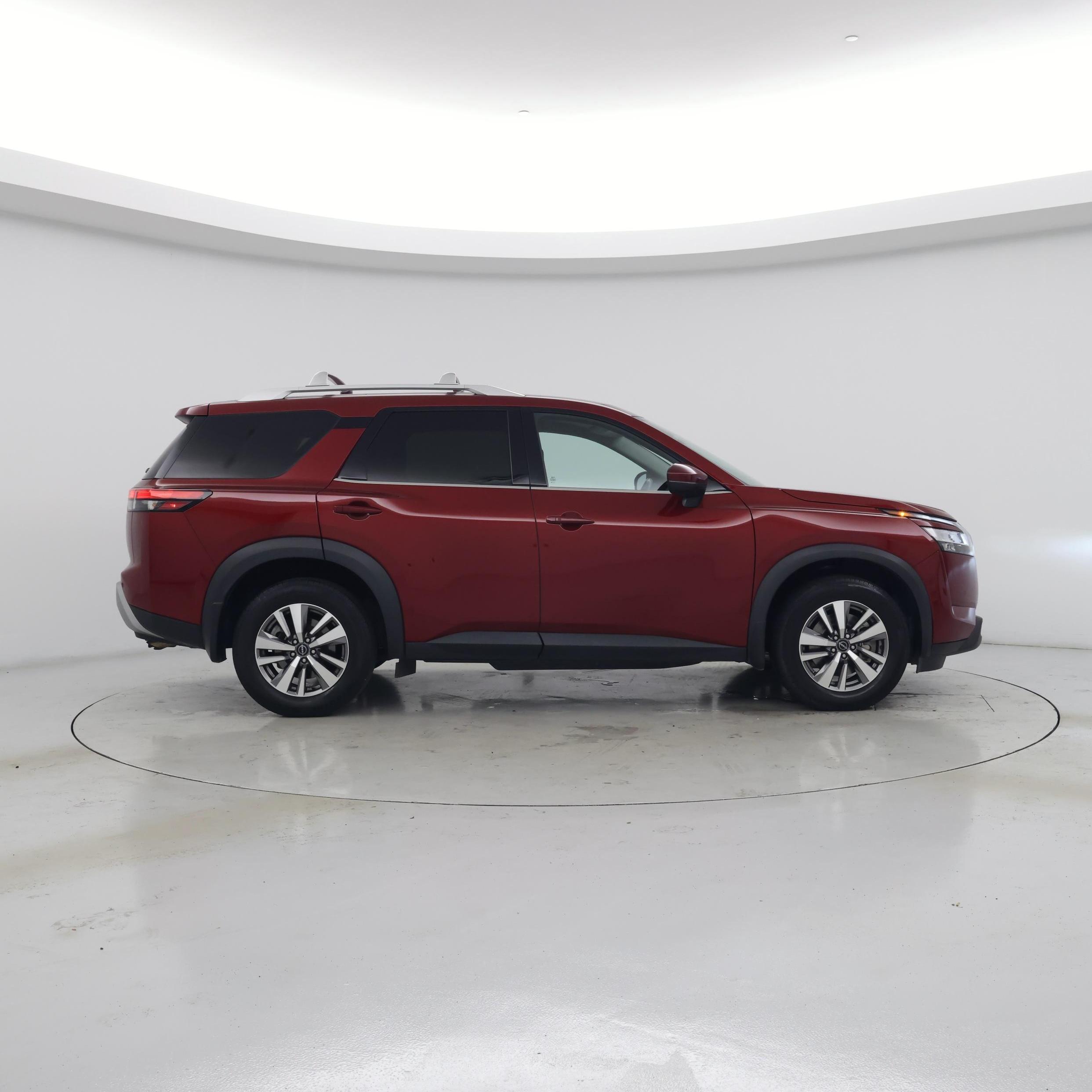 Thumbnail: 2023 Nissan Pathfinder - 7