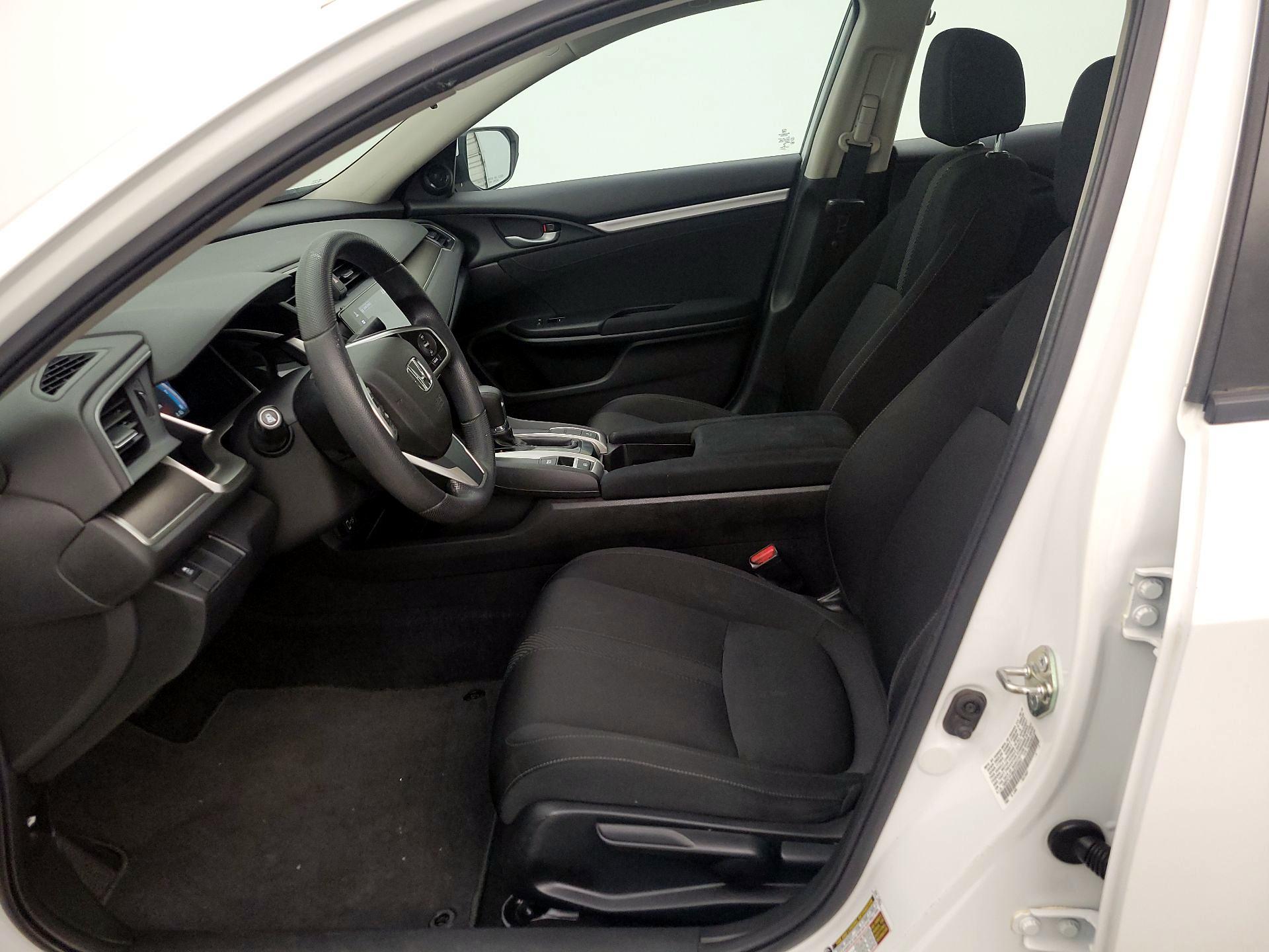 Thumbnail: 2016 Honda Civic - 11