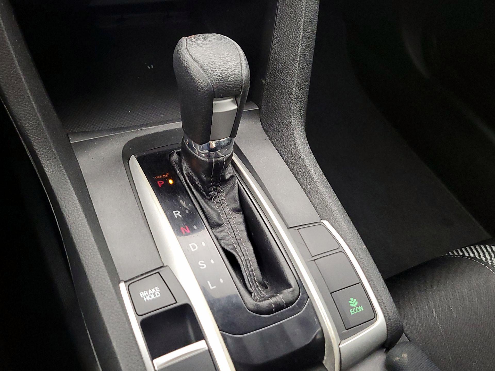 Thumbnail: 2016 Honda Civic - 17