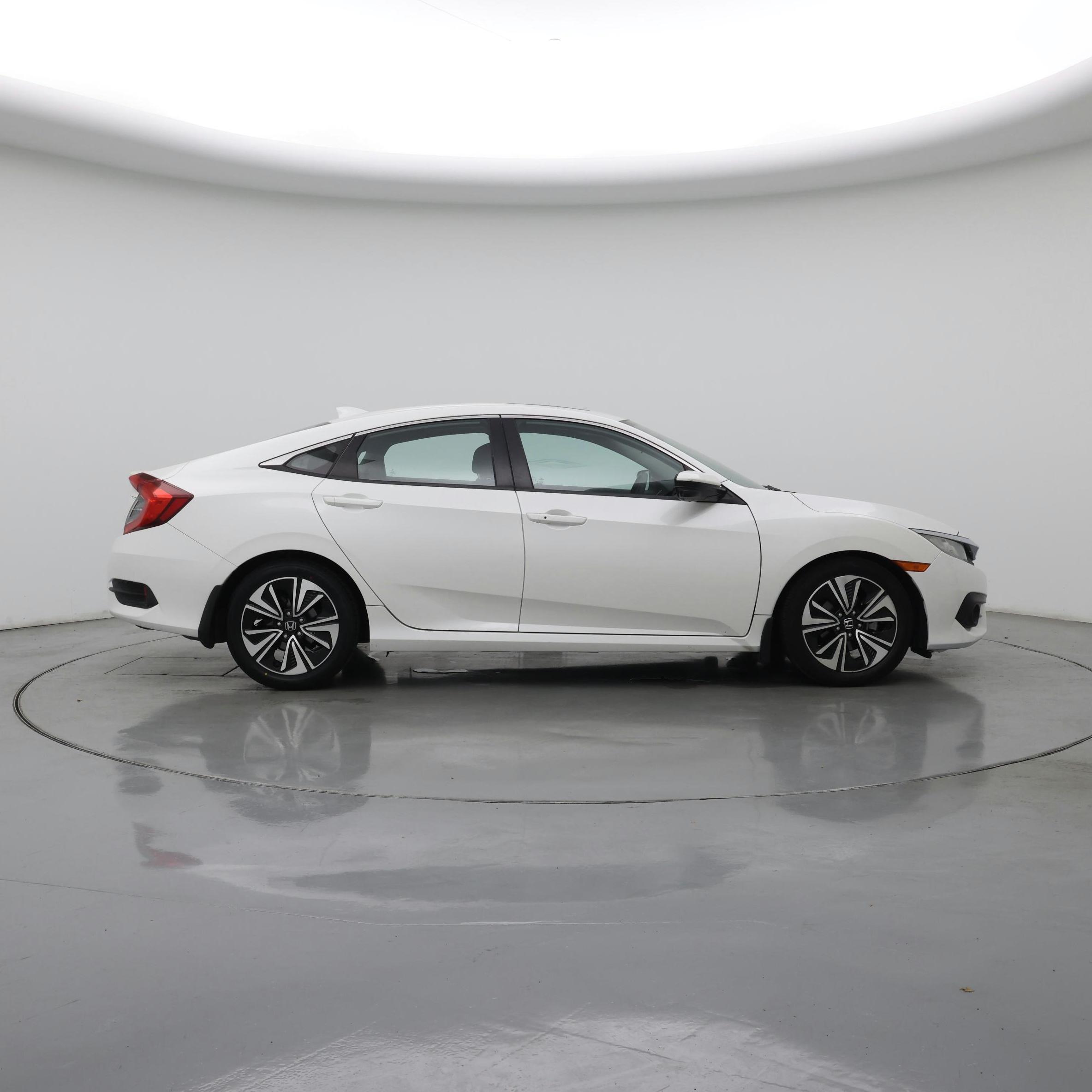 Thumbnail: 2016 Honda Civic - 7