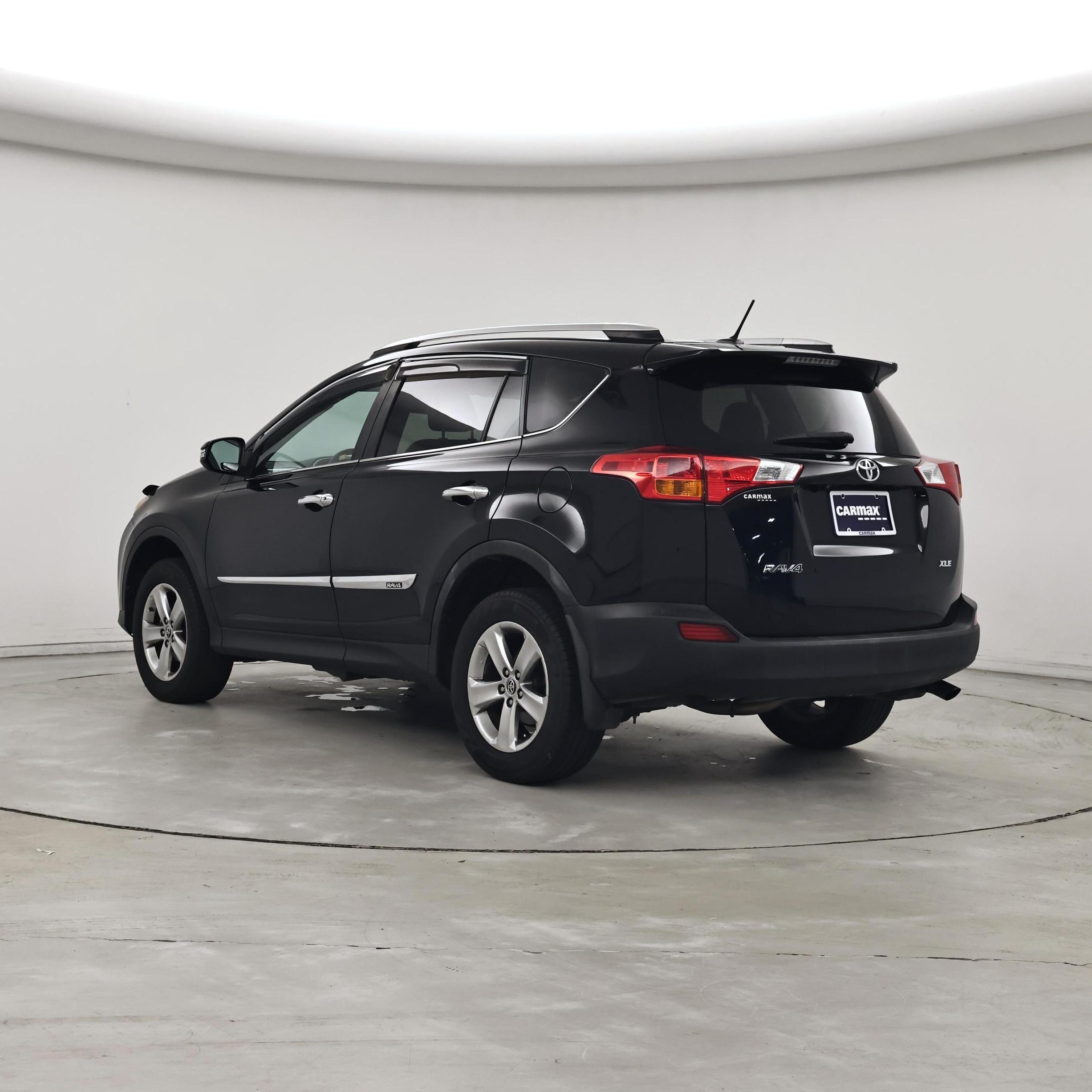 Thumbnail: 2015 Toyota RAV4 - 2