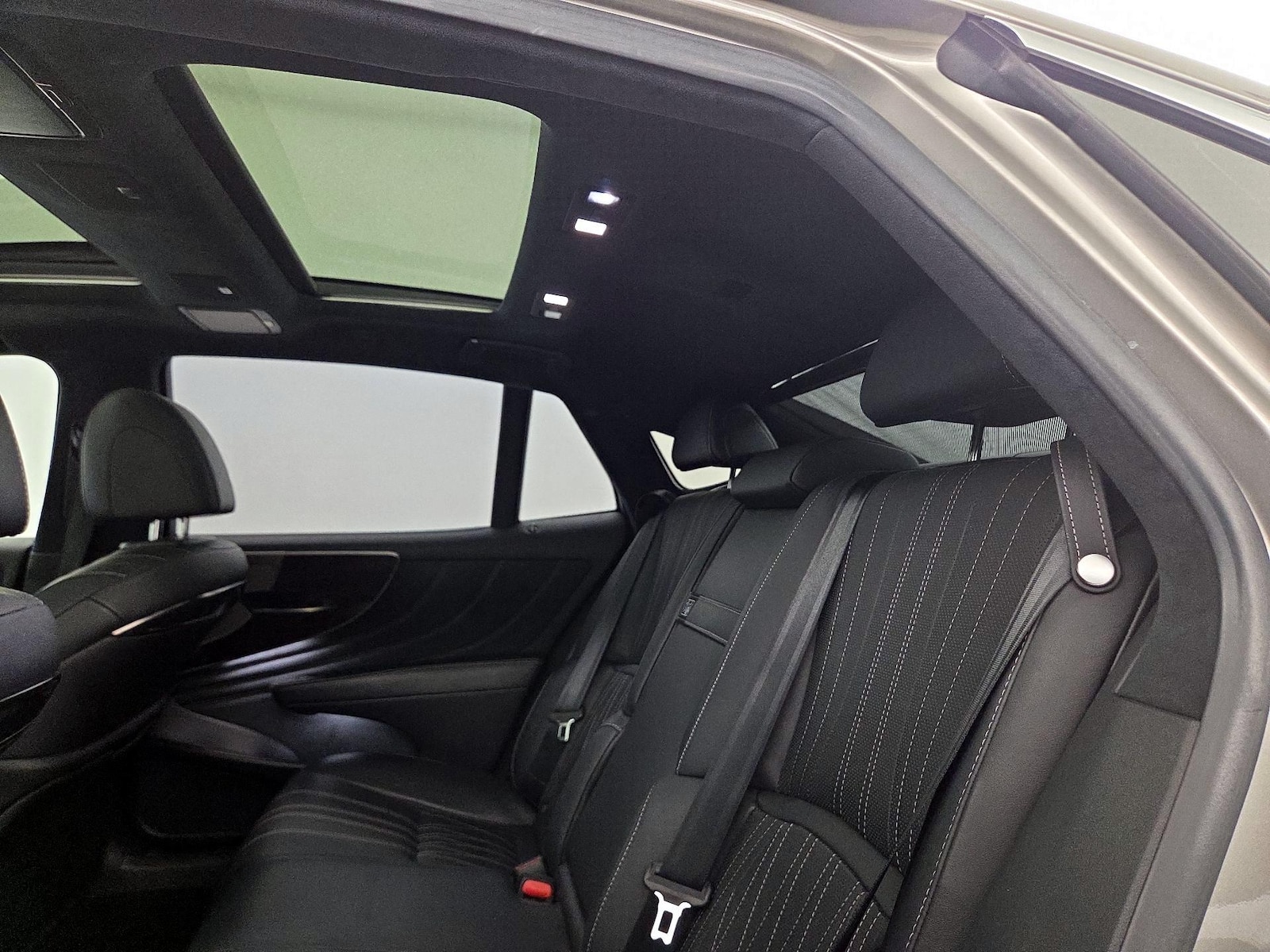 2019 Lexus LS Base - Photo 25
