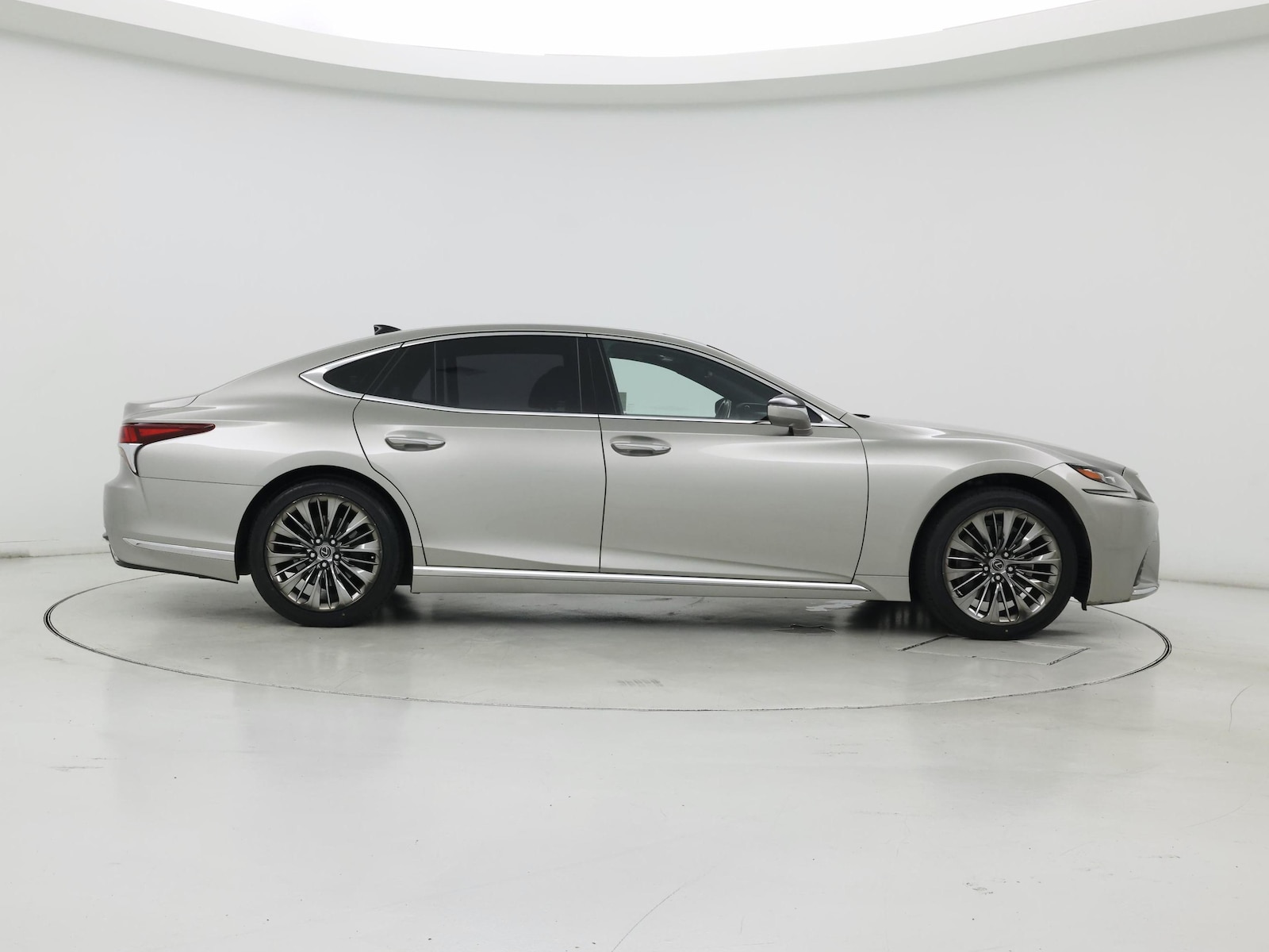 2019 Lexus LS Base - Photo 8