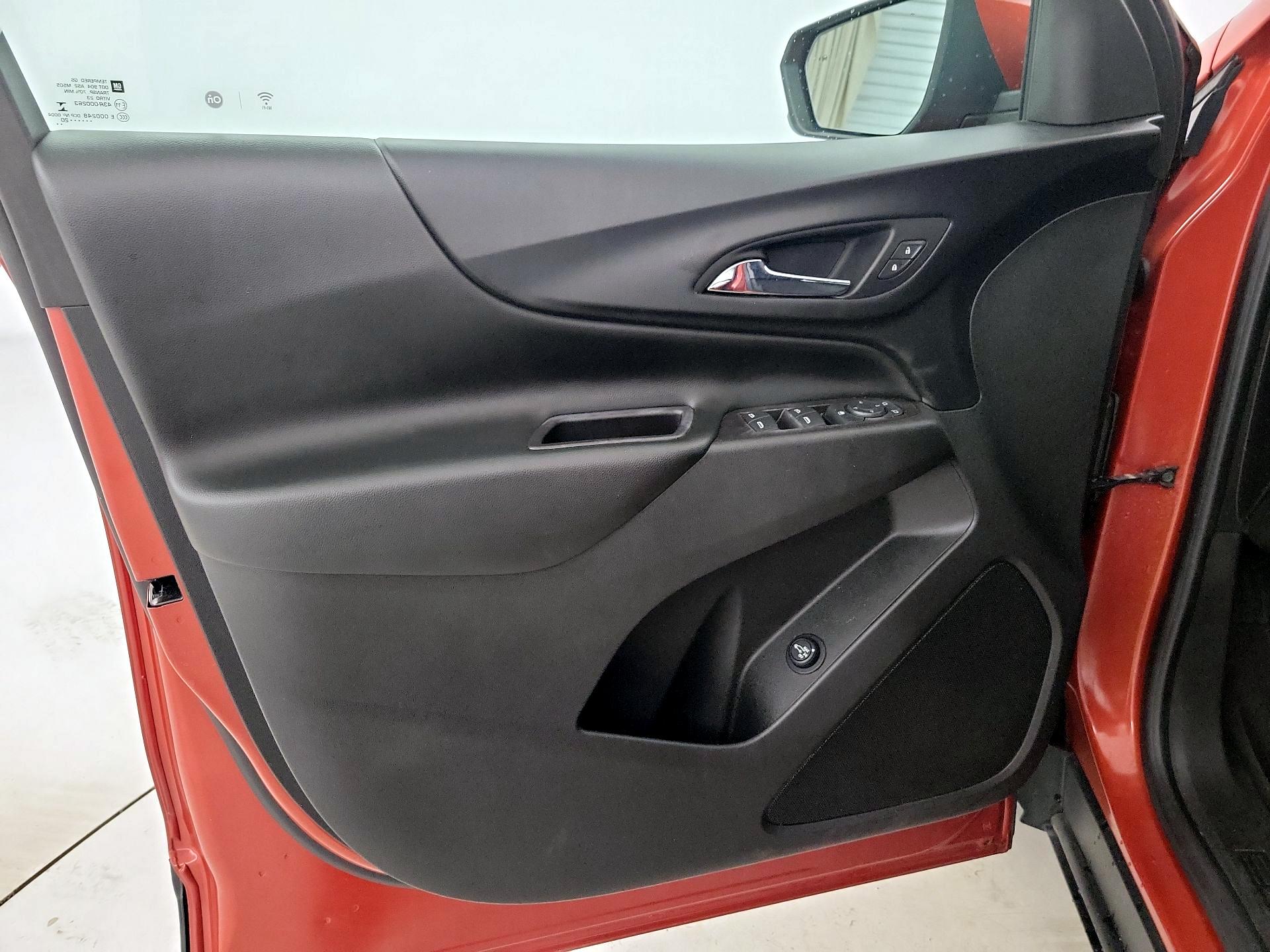 Thumbnail: 2020 Chevrolet Equinox - 12