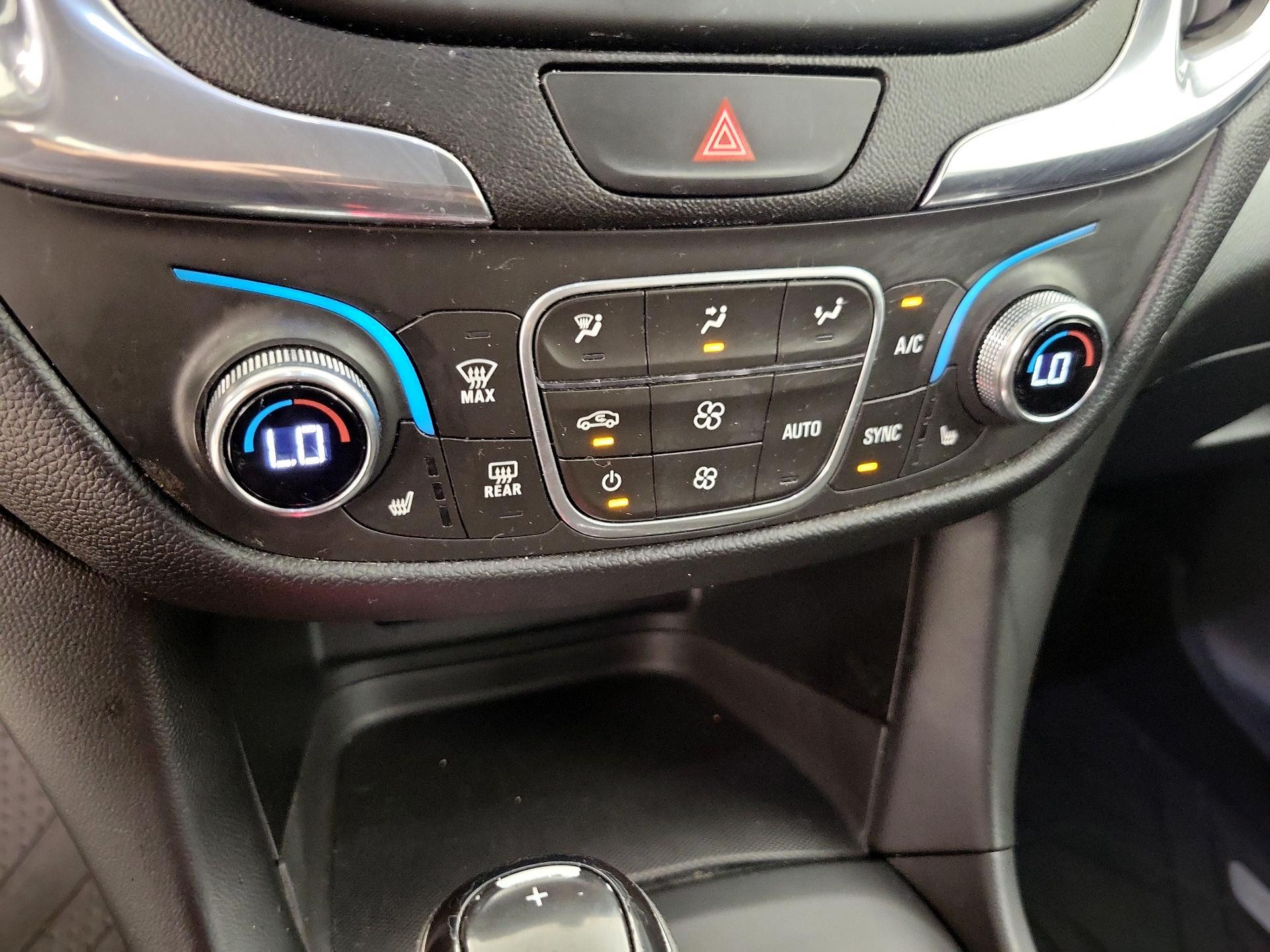 Thumbnail: 2020 Chevrolet Equinox - 16