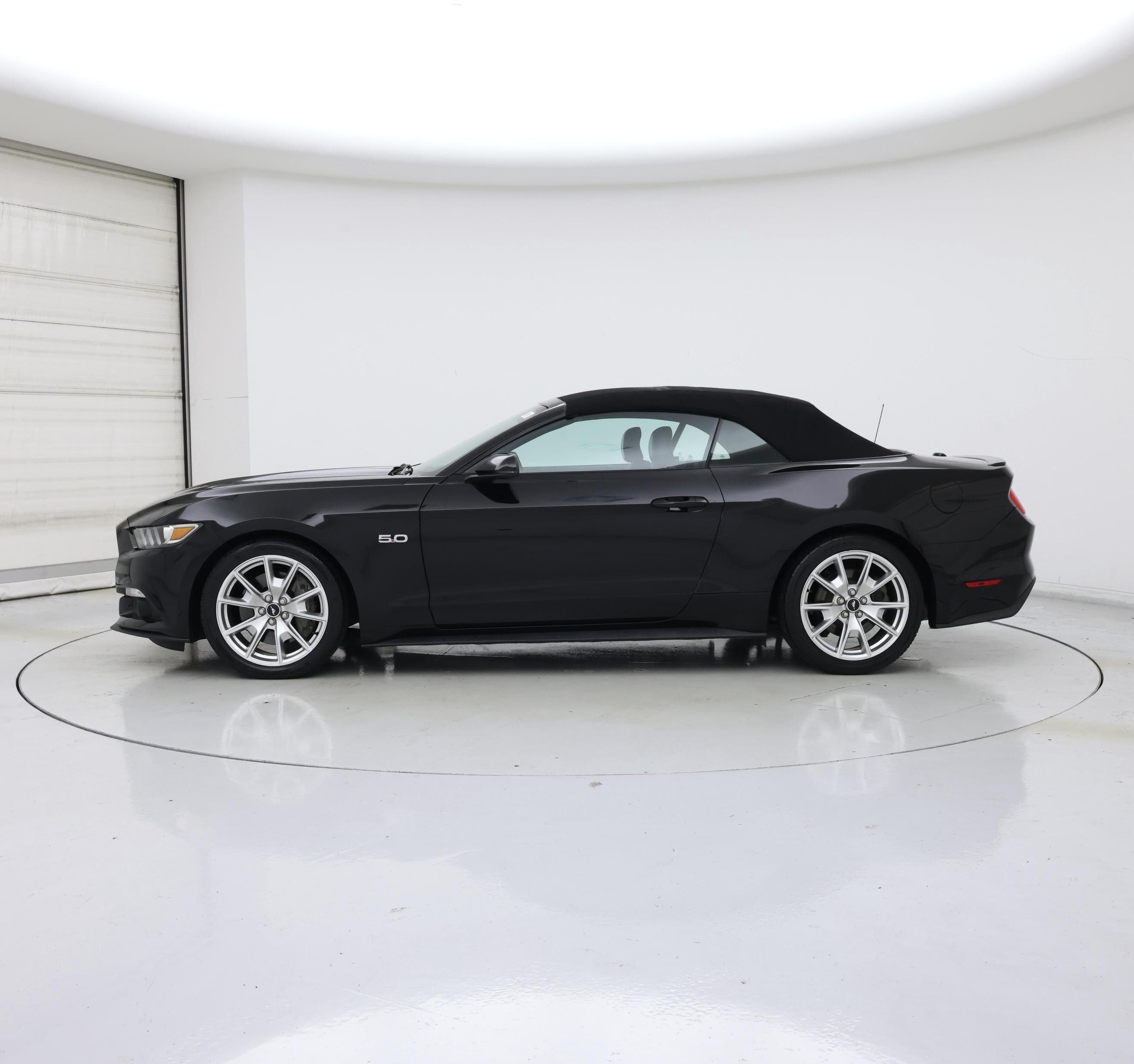 Thumbnail: 2015 Ford Mustang - 3