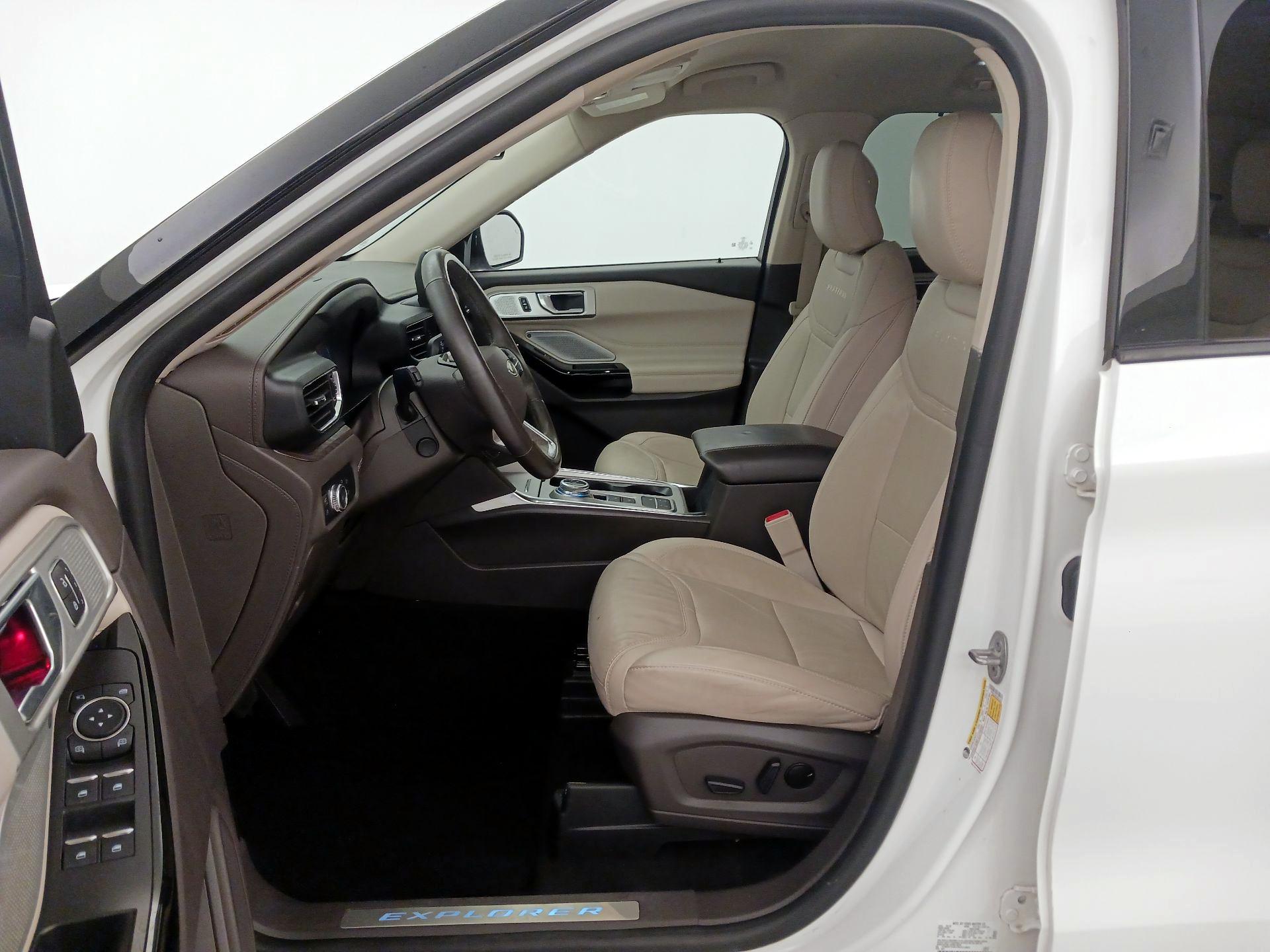 Thumbnail: 2022 Ford Explorer - 11