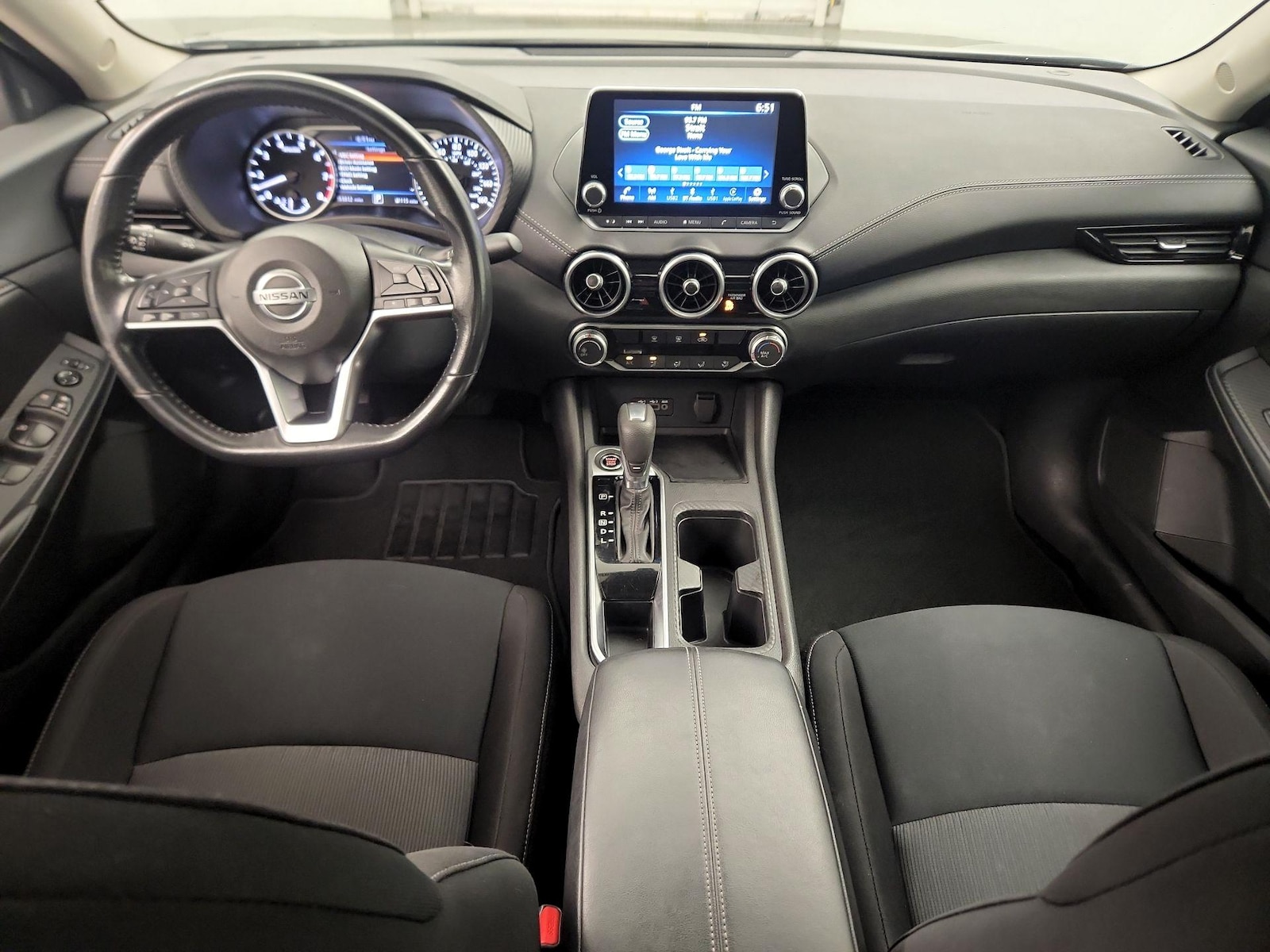 2022 Nissan Sentra SV - Photo 10