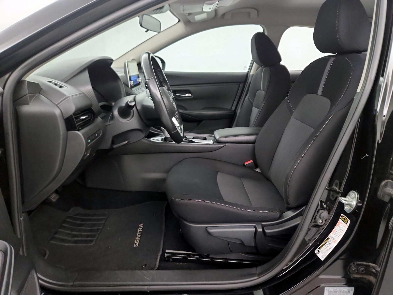 2022 Nissan Sentra SV - Photo 12