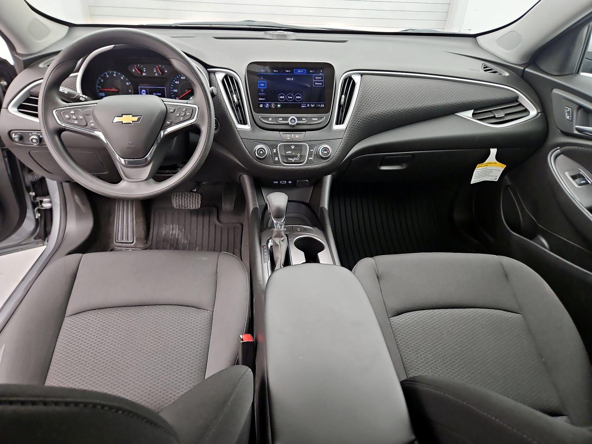 Thumbnail: 2024 Chevrolet Malibu - 9