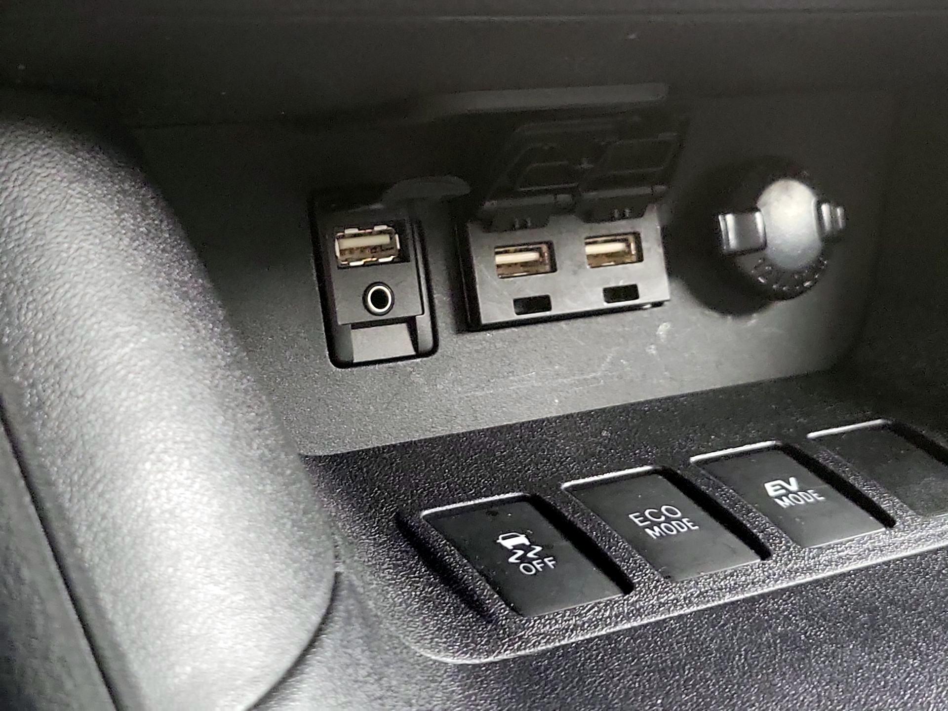 Thumbnail: 2019 Toyota Highlander - 19